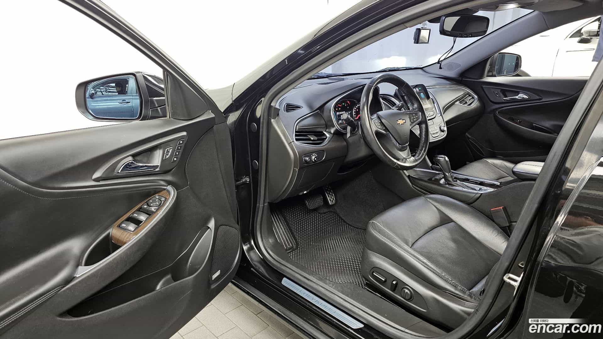 Malibu Chevrolet 2016.11-INNER-010