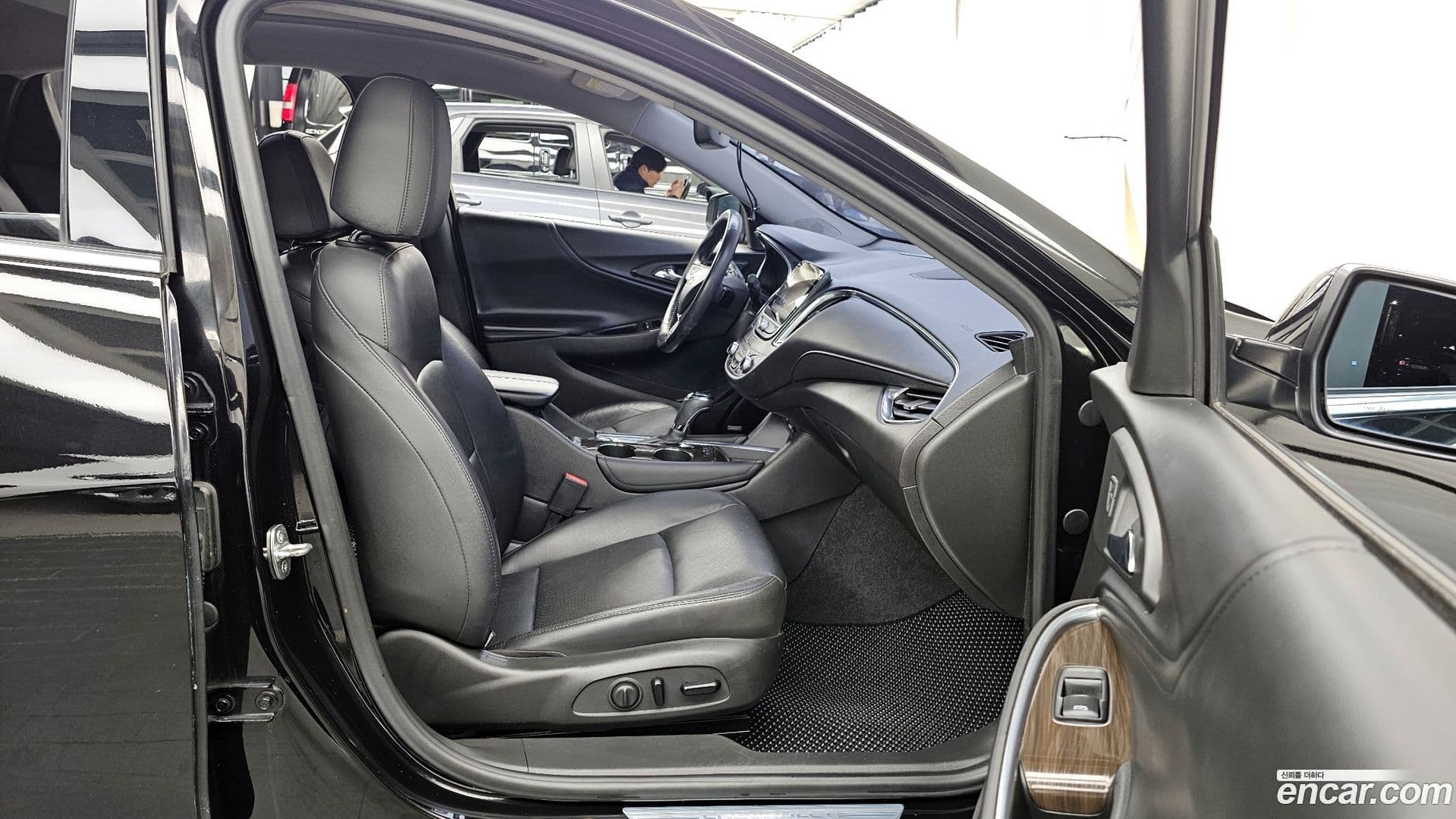 Main__Slider__Photo:Malibu Chevrolet 2016.11-10