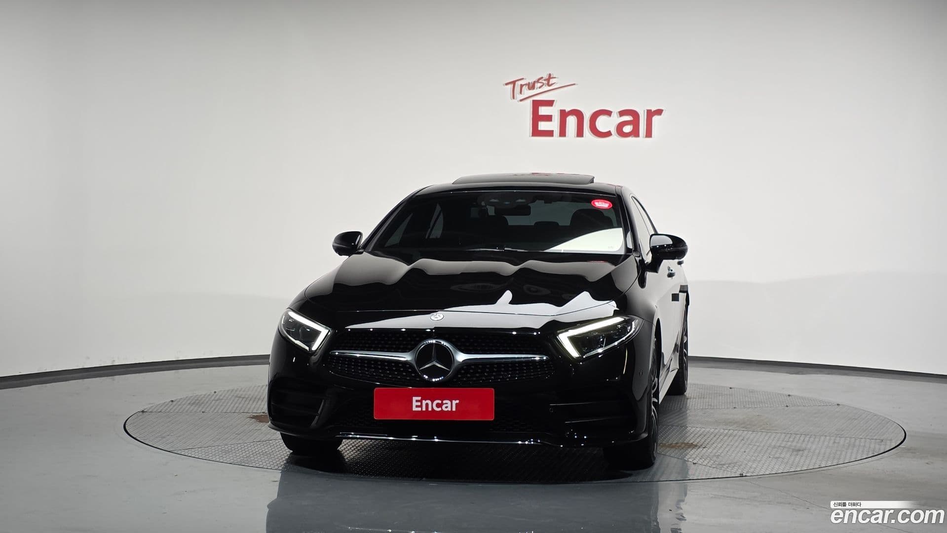 Main__Slider__Photo:CLS-Class Mercedes-Benz 2020.4-2