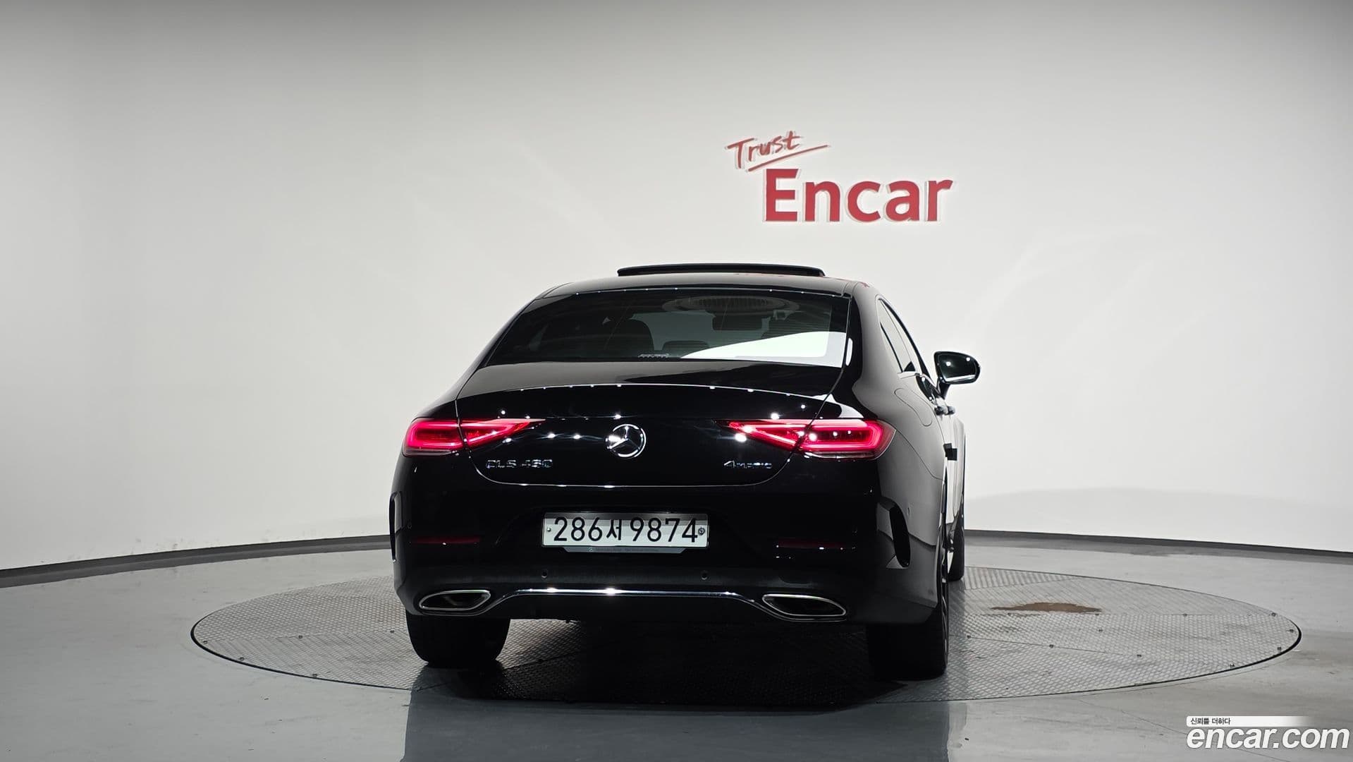 Main__Slider__Photo:CLS-Class Mercedes-Benz 2020.4-3