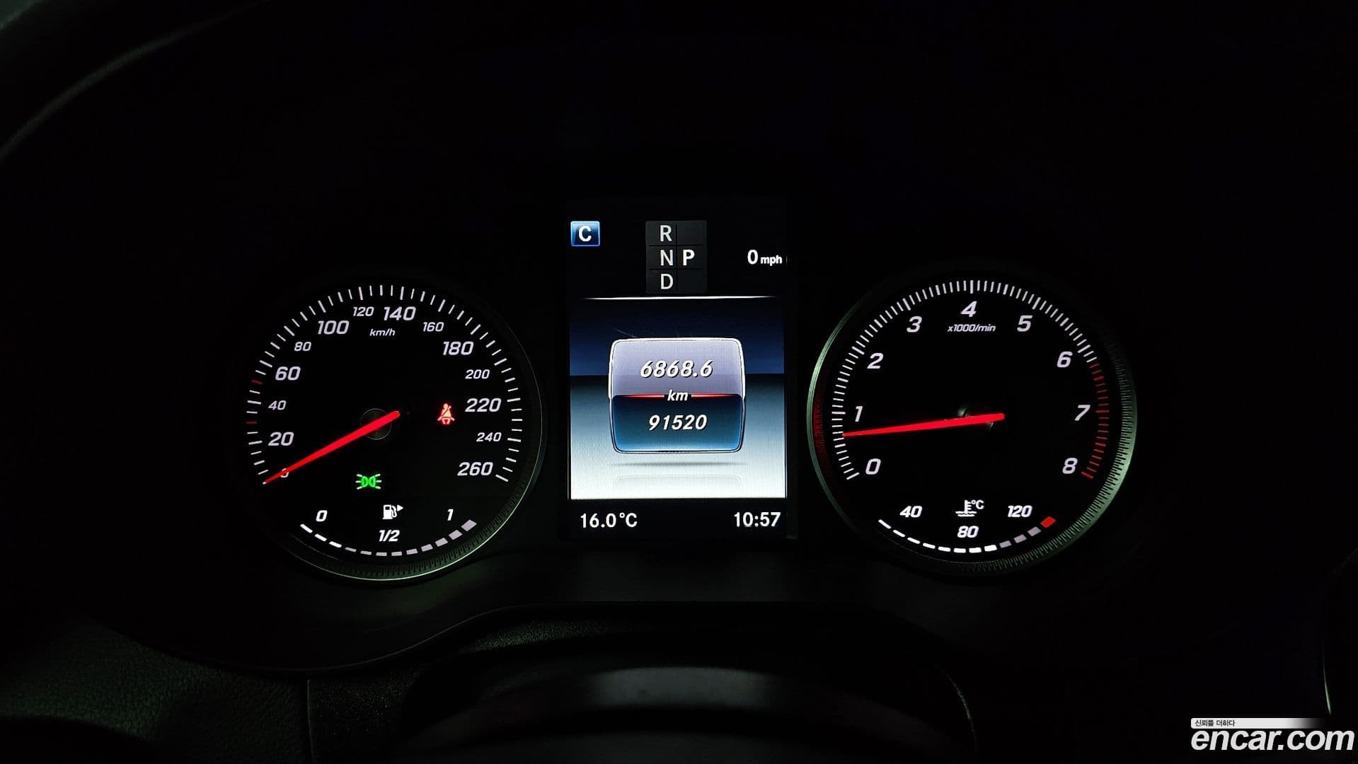 Main__Slider__Photo:GLC-Class Mercedes-Benz 2019.6-7