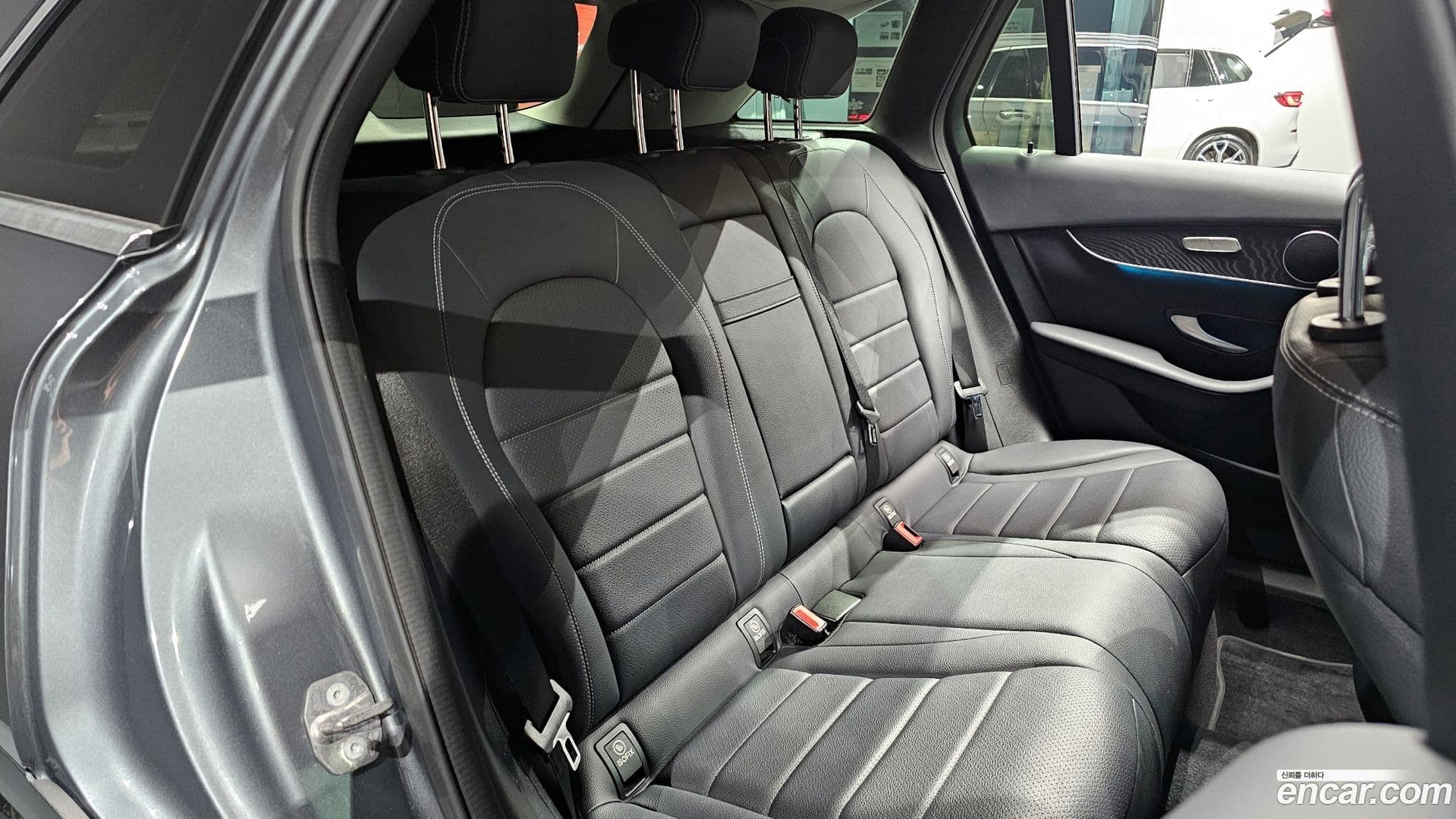 Main__Slider__Photo:GLC-Class Mercedes-Benz 2019.6-11