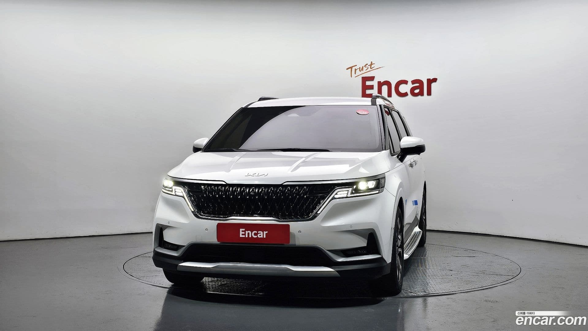 Main__Slider__Photo:Canival Kia 2021.3-2