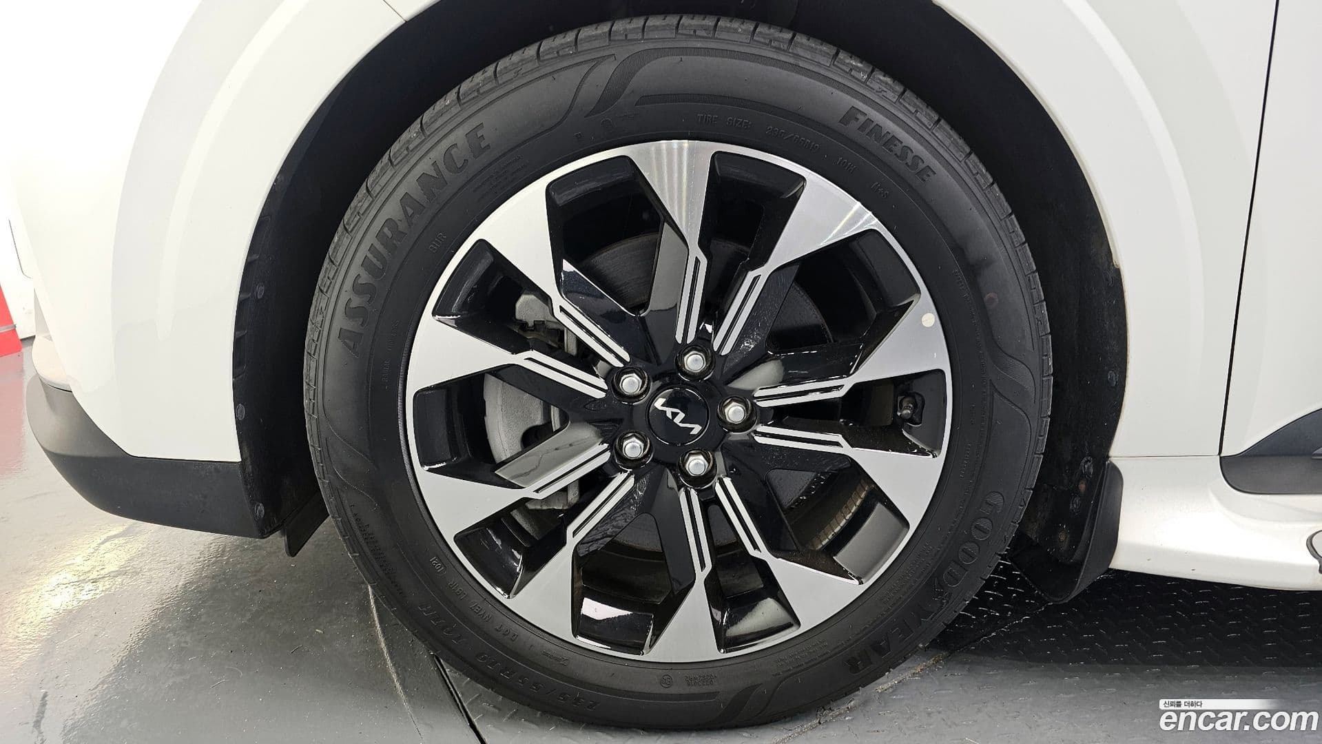 Main__Slider__Photo:Canival Kia 2021.3-4