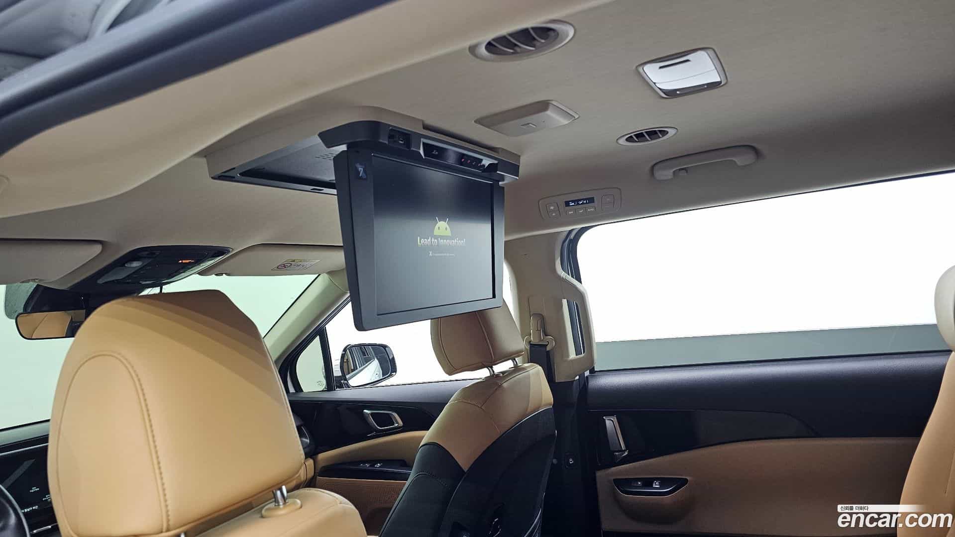 Canival Kia 2021.3-OPTION-023