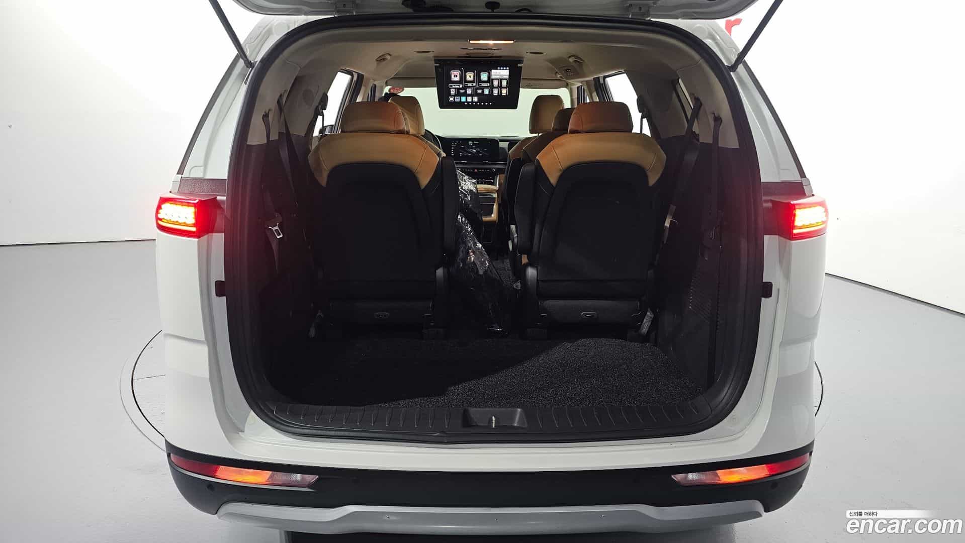 Canival Kia 2021.3-OPTION-024