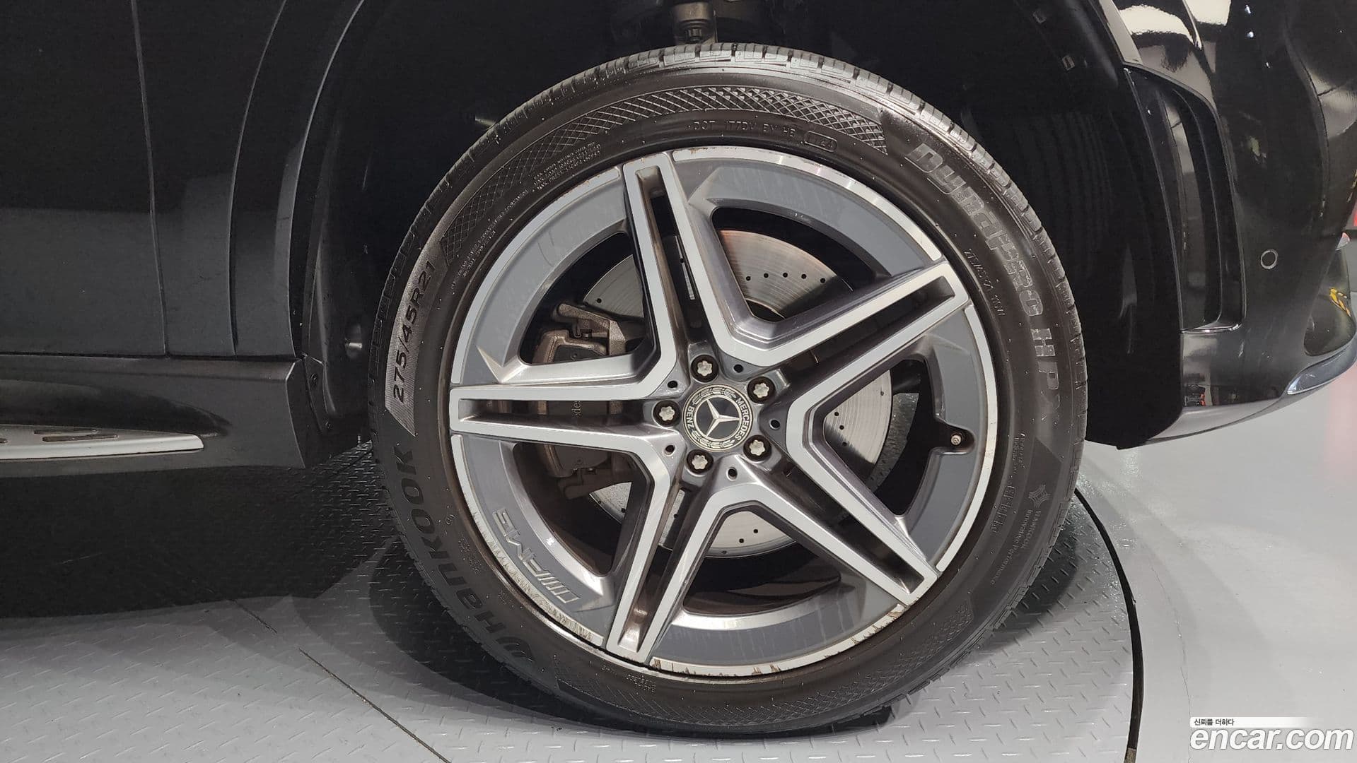 Main__Slider__Photo:GLS-Class Mercedes-Benz 2022.5-4