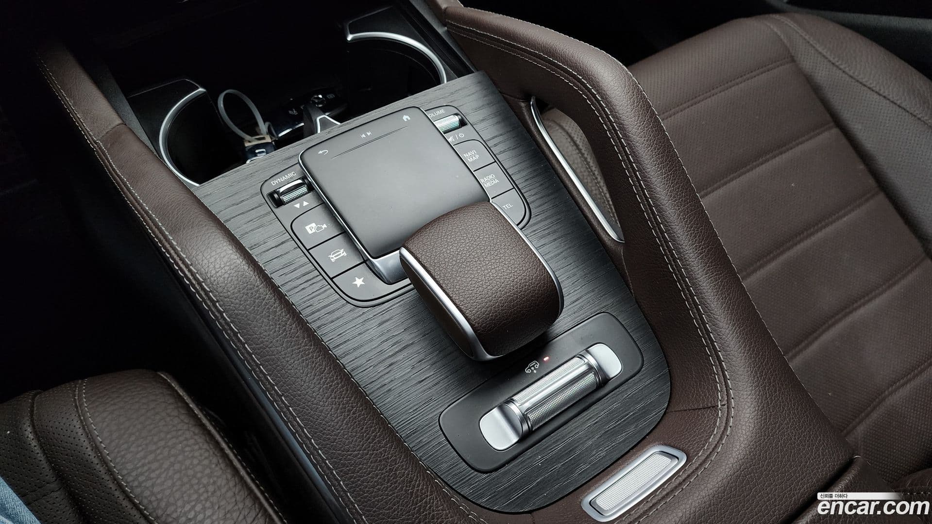 Main__Slider__Photo:GLS-Class Mercedes-Benz 2022.5-17