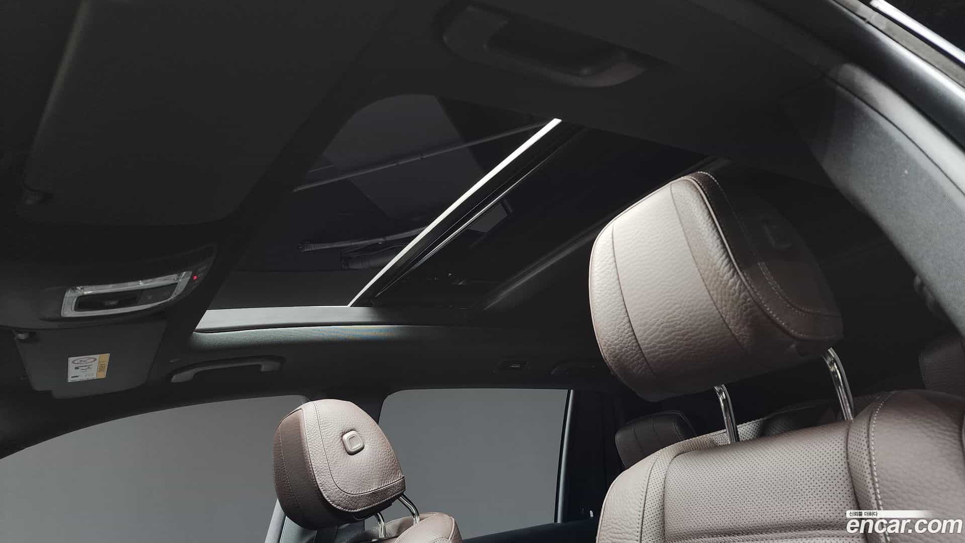 GLS-Class Mercedes-Benz 2022.5-OPTION-023