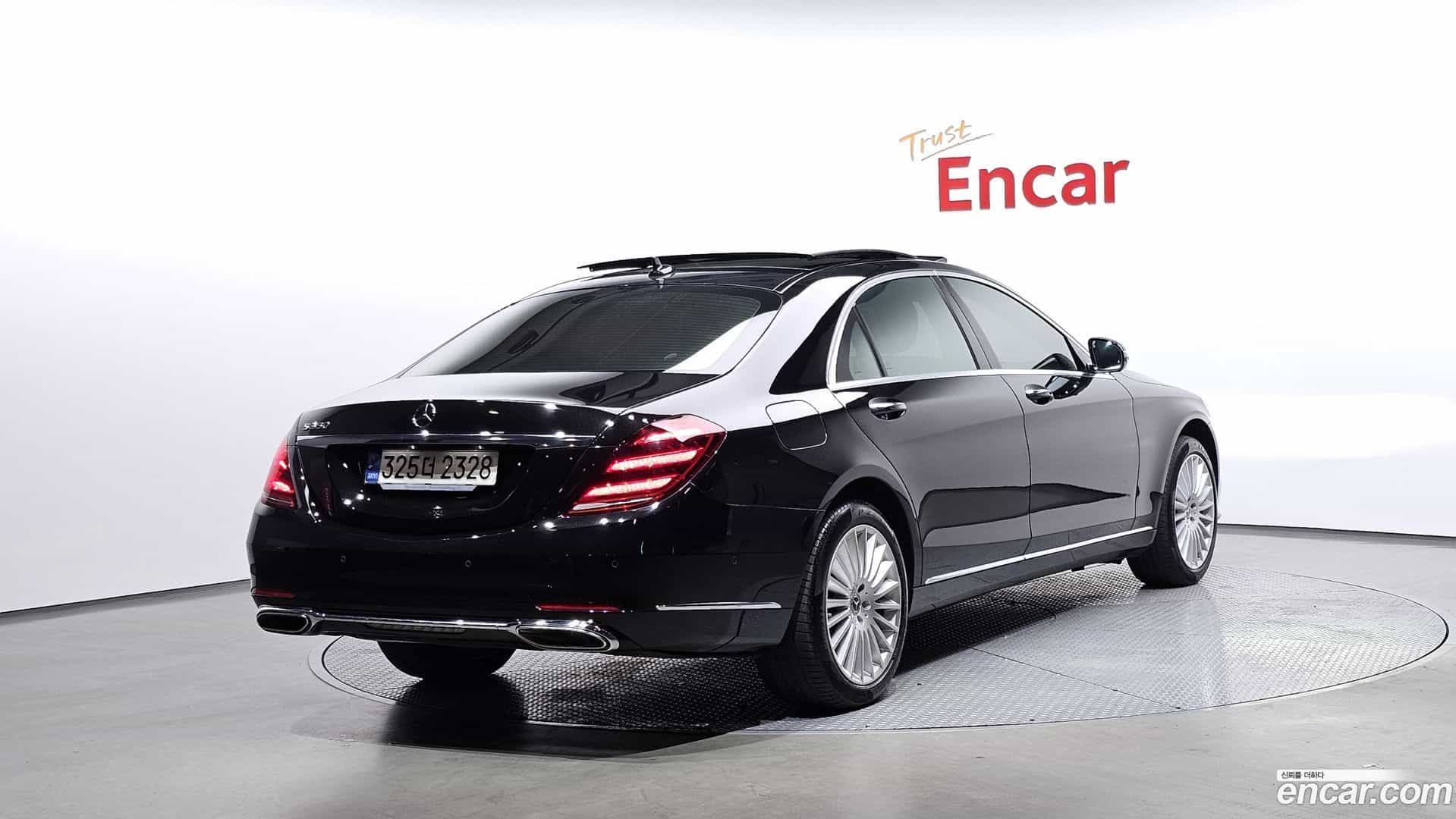 S-Class Mercedes-Benz 2019.0-OUTER-002