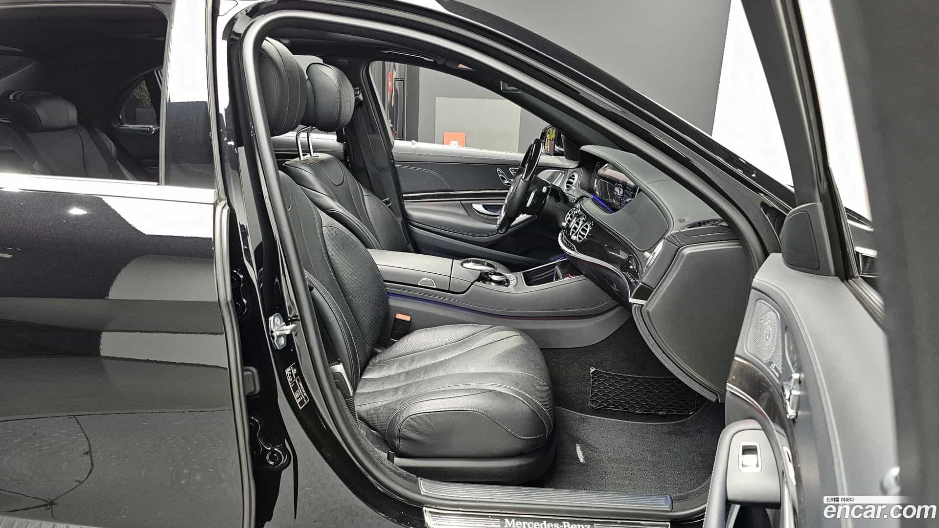 S-Class Mercedes-Benz 2019.0-OPTION-015