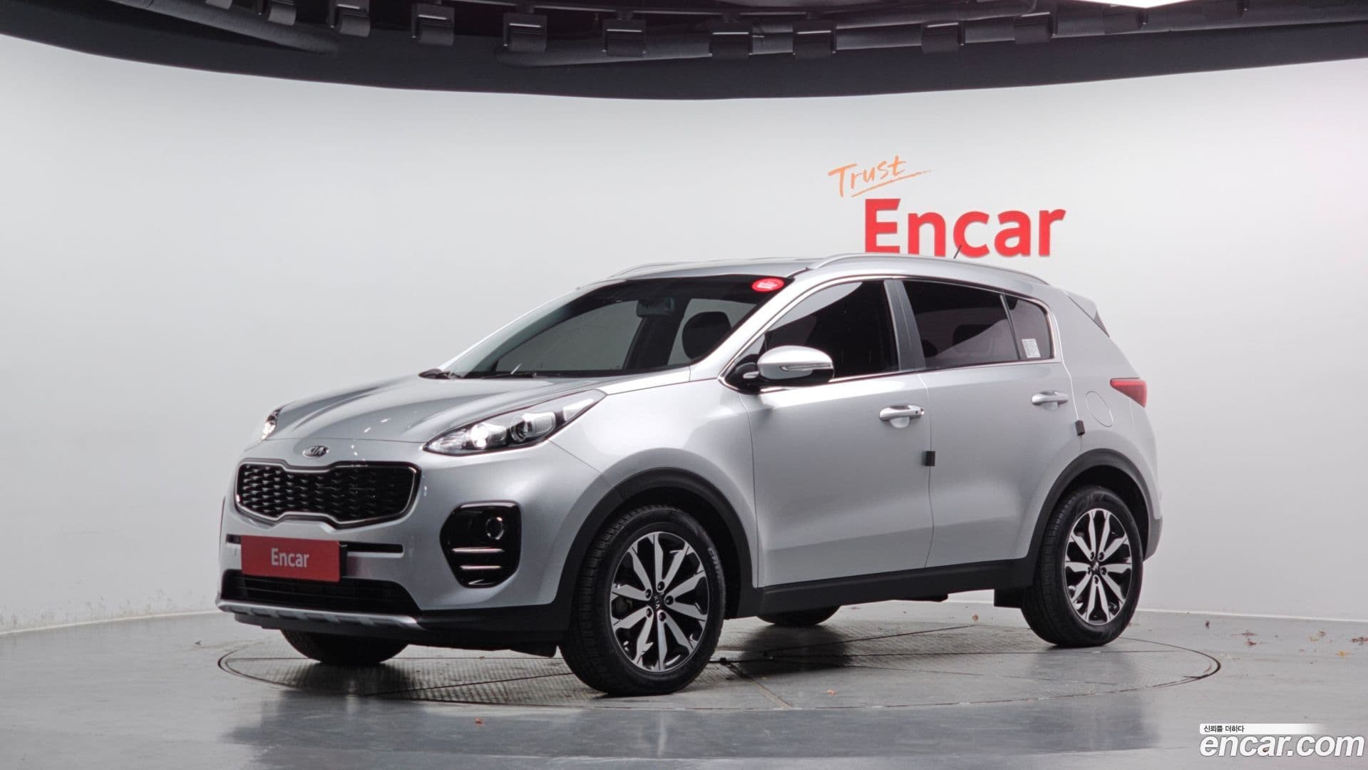 Main__Slider__Photo:Sportage Kia 2015.9-0