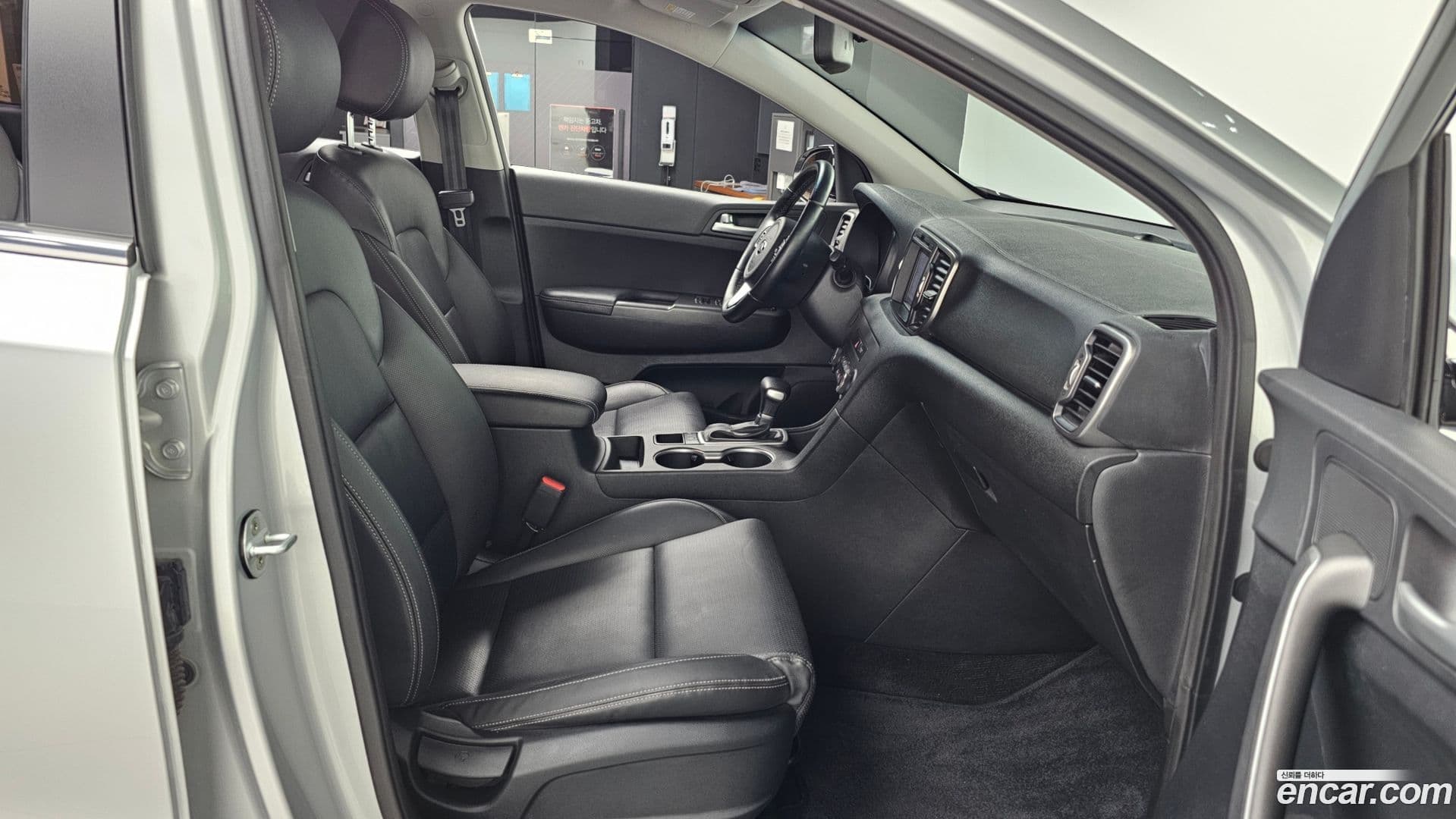 Main__Slider__Photo:Sportage Kia 2015.9-10