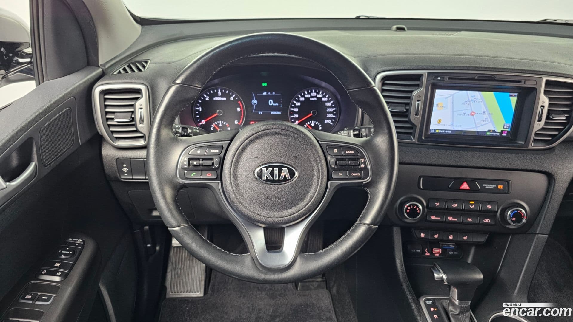 Main__Slider__Photo:Sportage Kia 2015.9-12