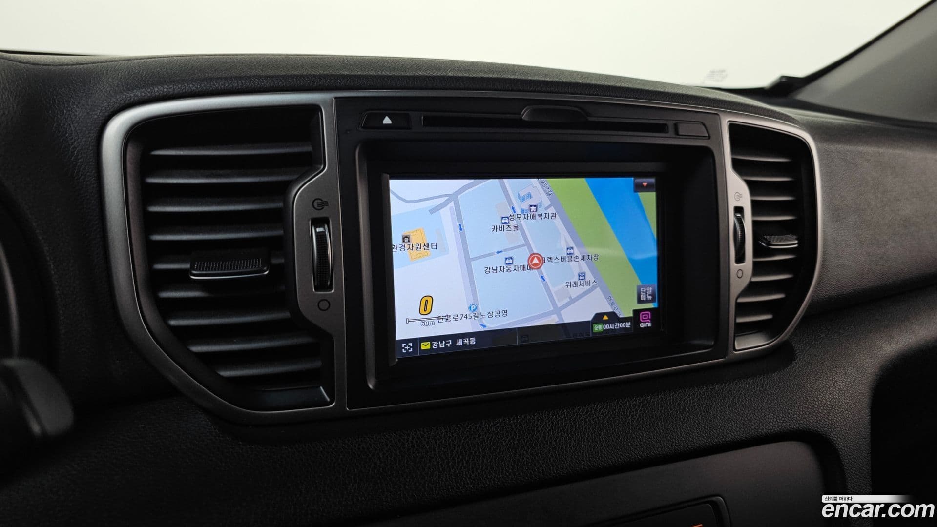 Main__Slider__Photo:Sportage Kia 2015.9-14