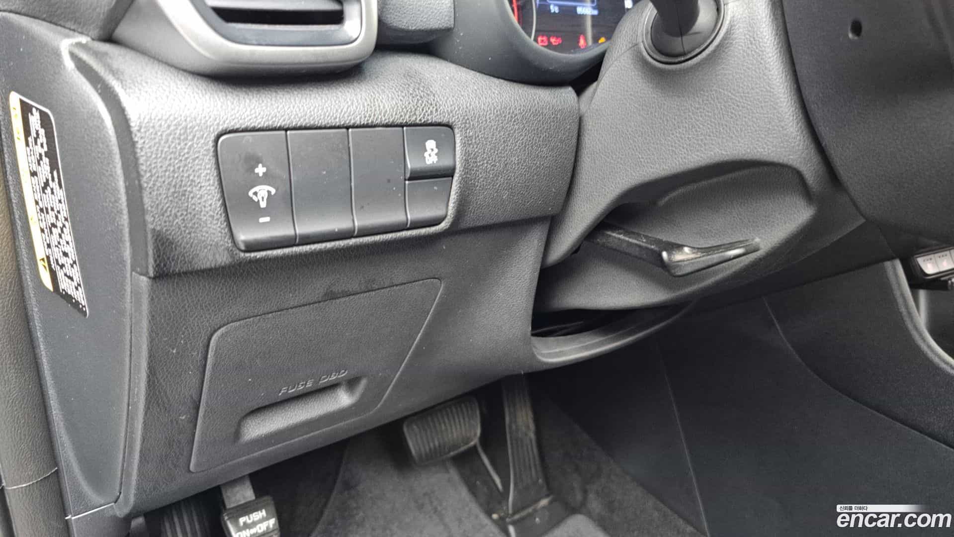 Sportage Kia 2015.9-OPTION-022