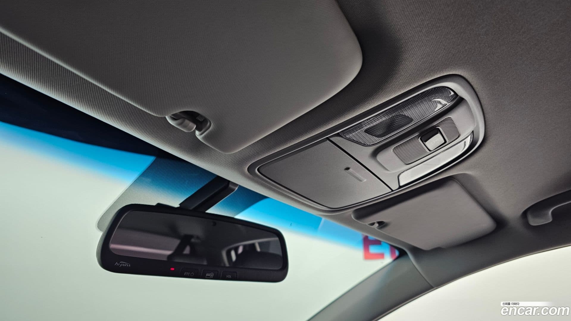 Main__Slider__Photo:Sportage Kia 2015.9-18