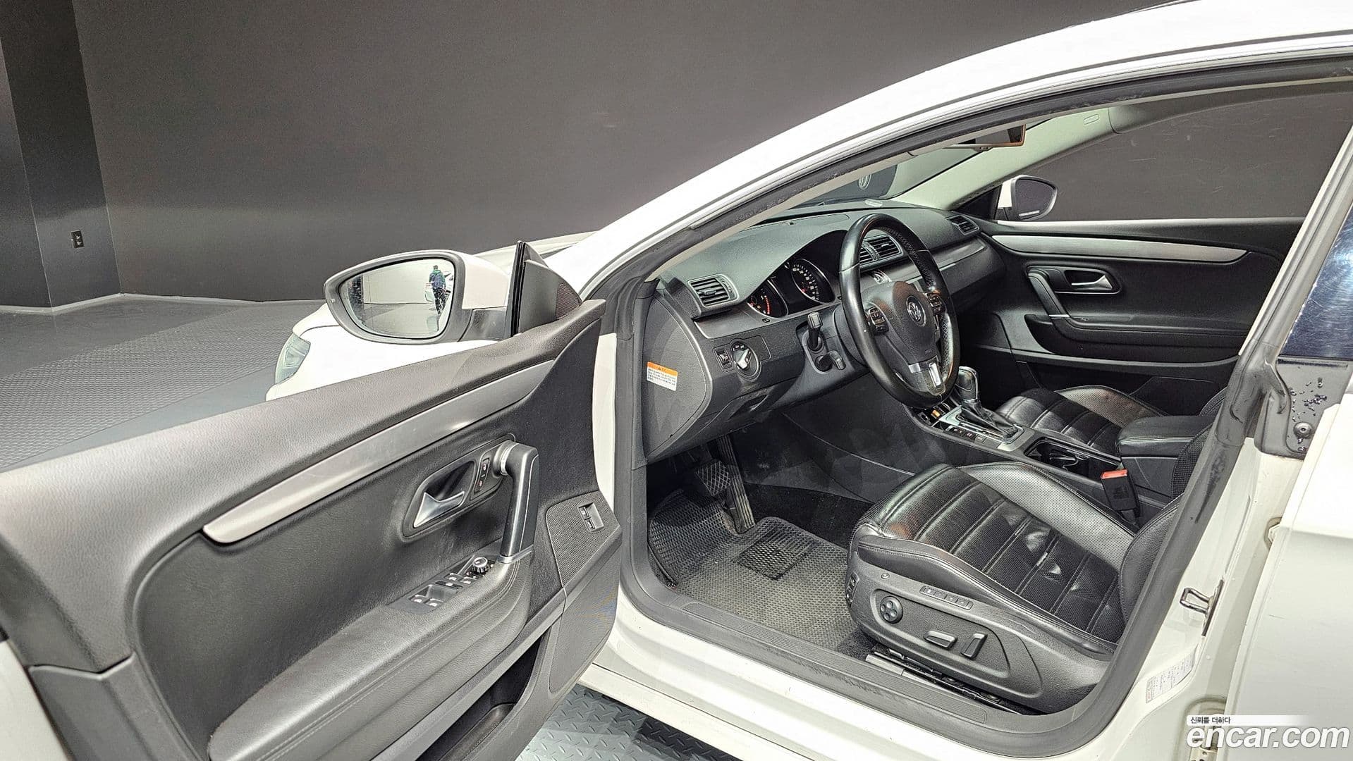 Main__Slider__Photo:CC Volkswagen 2011.8-10