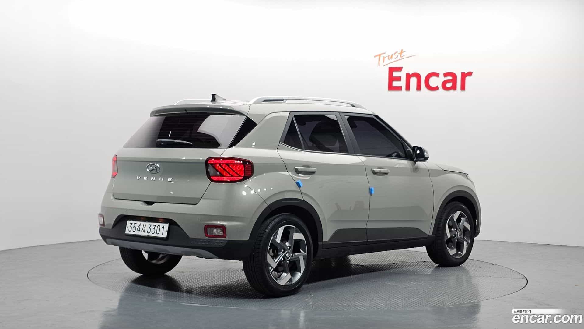 Venue Hyundai 2019.11-OUTER-002