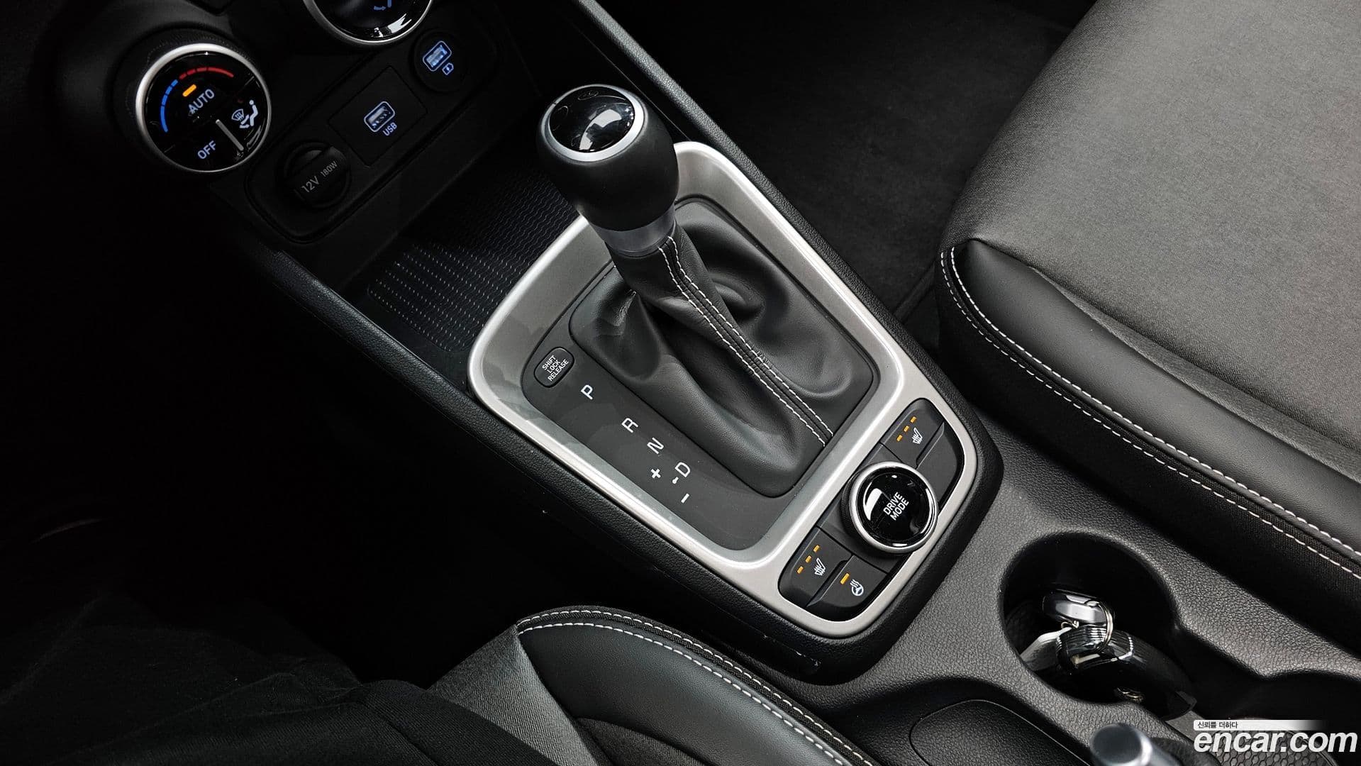 Main__Slider__Photo:Venue Hyundai 2019.11-8