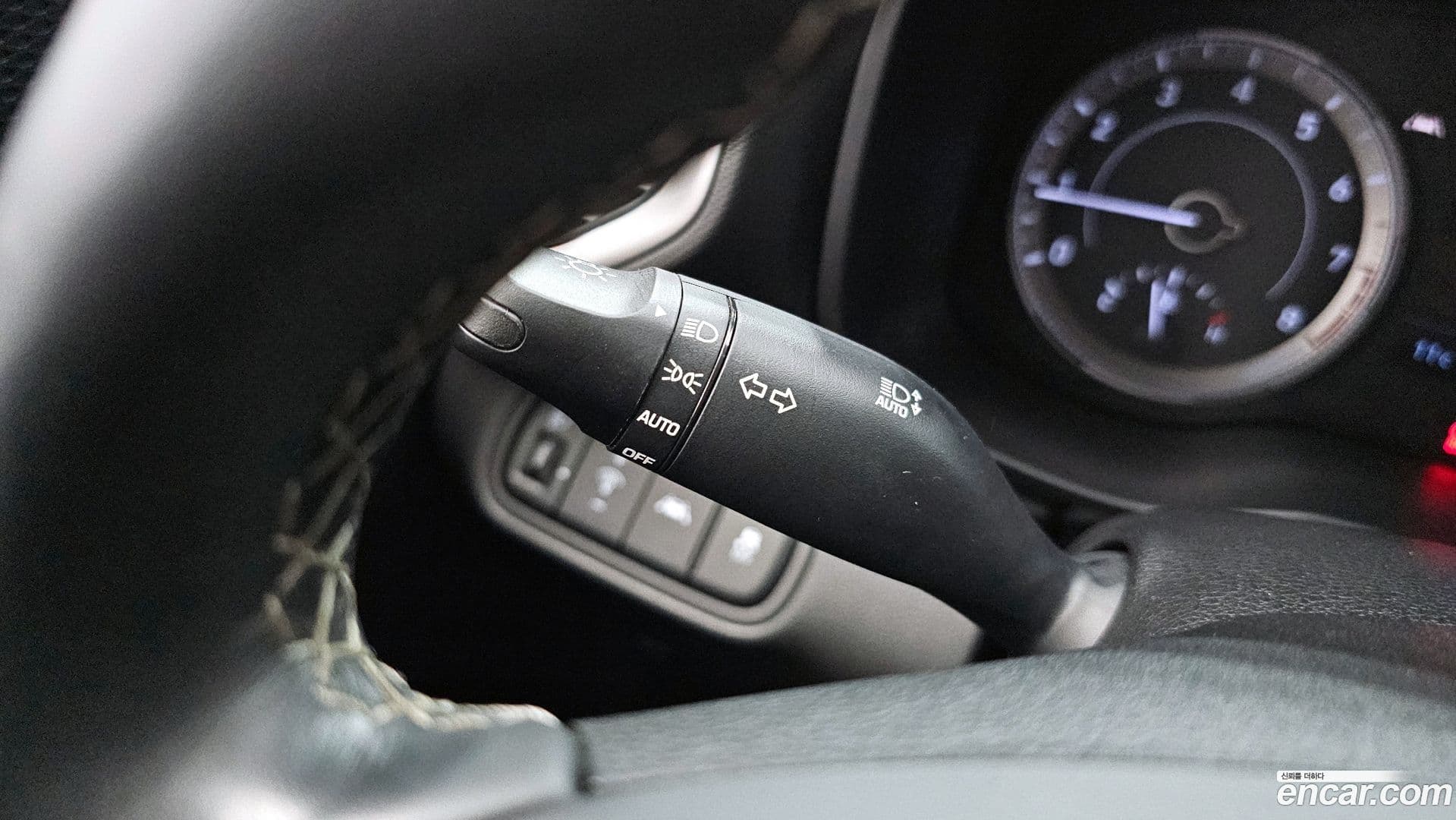 Main__Slider__Photo:Venue Hyundai 2019.11-15