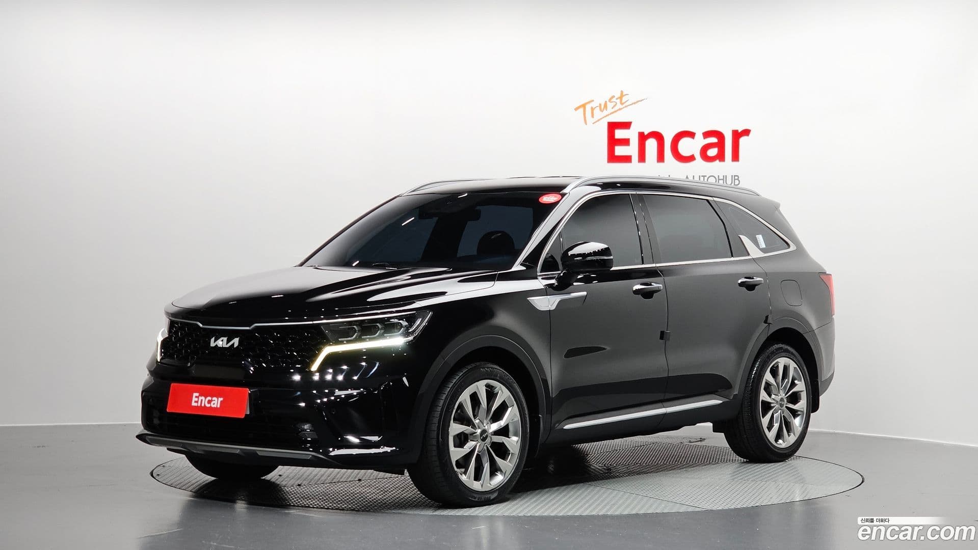 Main__Slider__Photo:Sorento Kia 2021.11-0