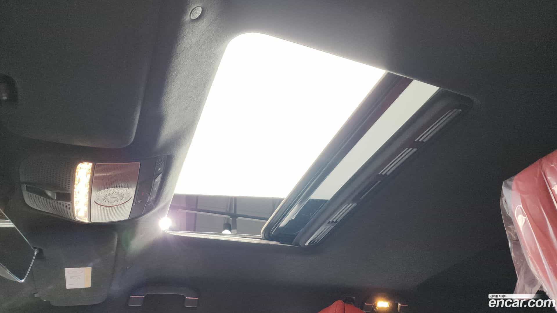 G-Class Mercedes-Benz 2022.10-OPTION-023