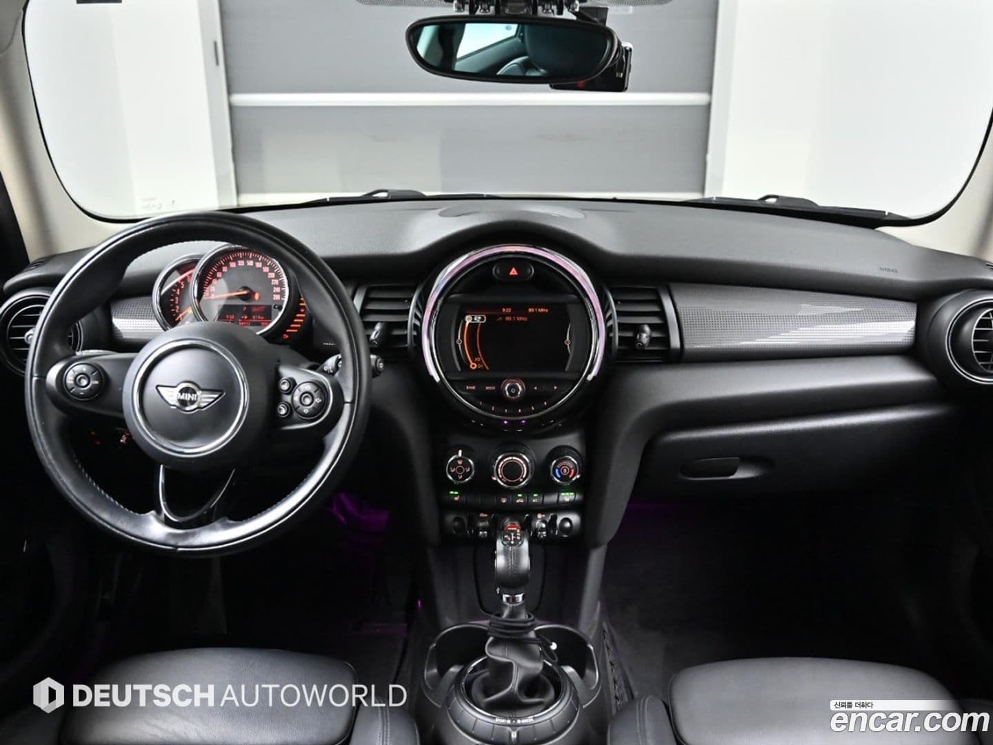 Main__Slider__Photo:Cooper Mini 2016.3-4