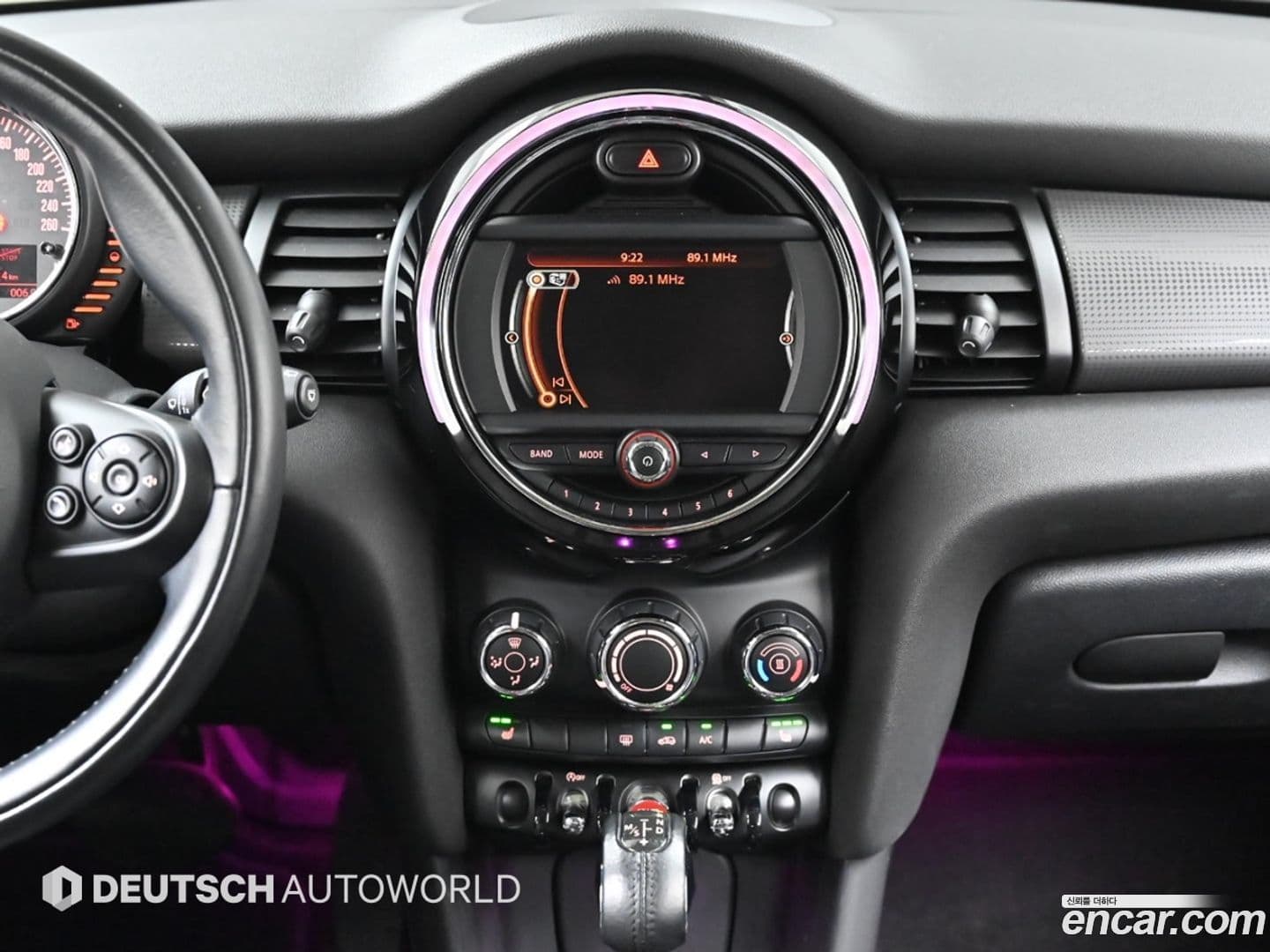 Main__Slider__Photo:Cooper Mini 2016.3-10