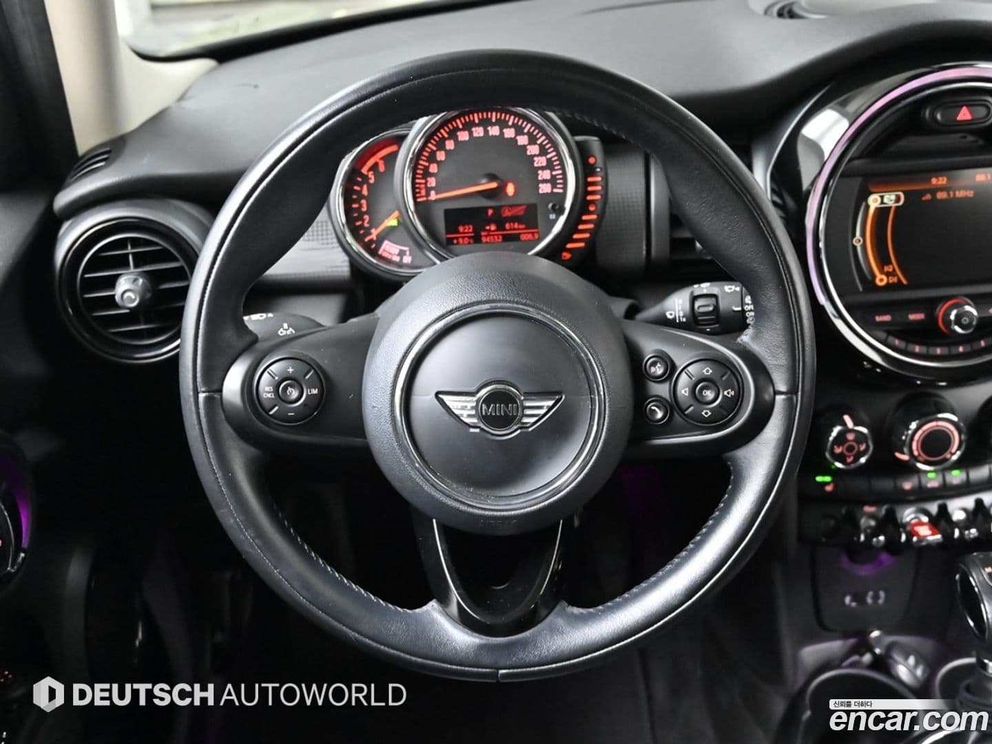 Main__Slider__Photo:Cooper Mini 2016.3-12