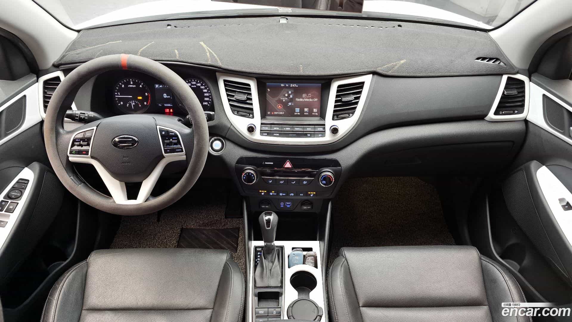 Tucson Hyundai 2015.4-INNER-007