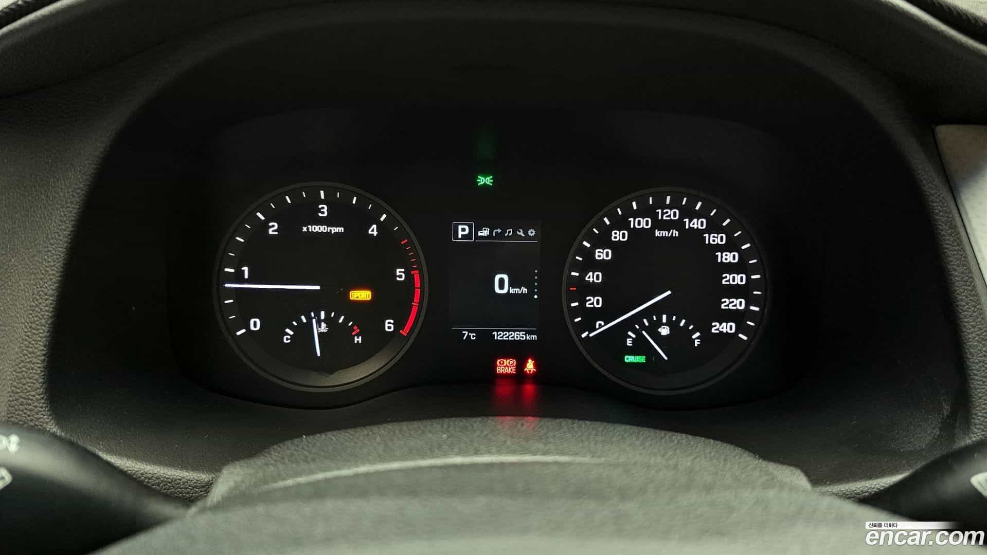 Tucson Hyundai 2015.4-INNER-008