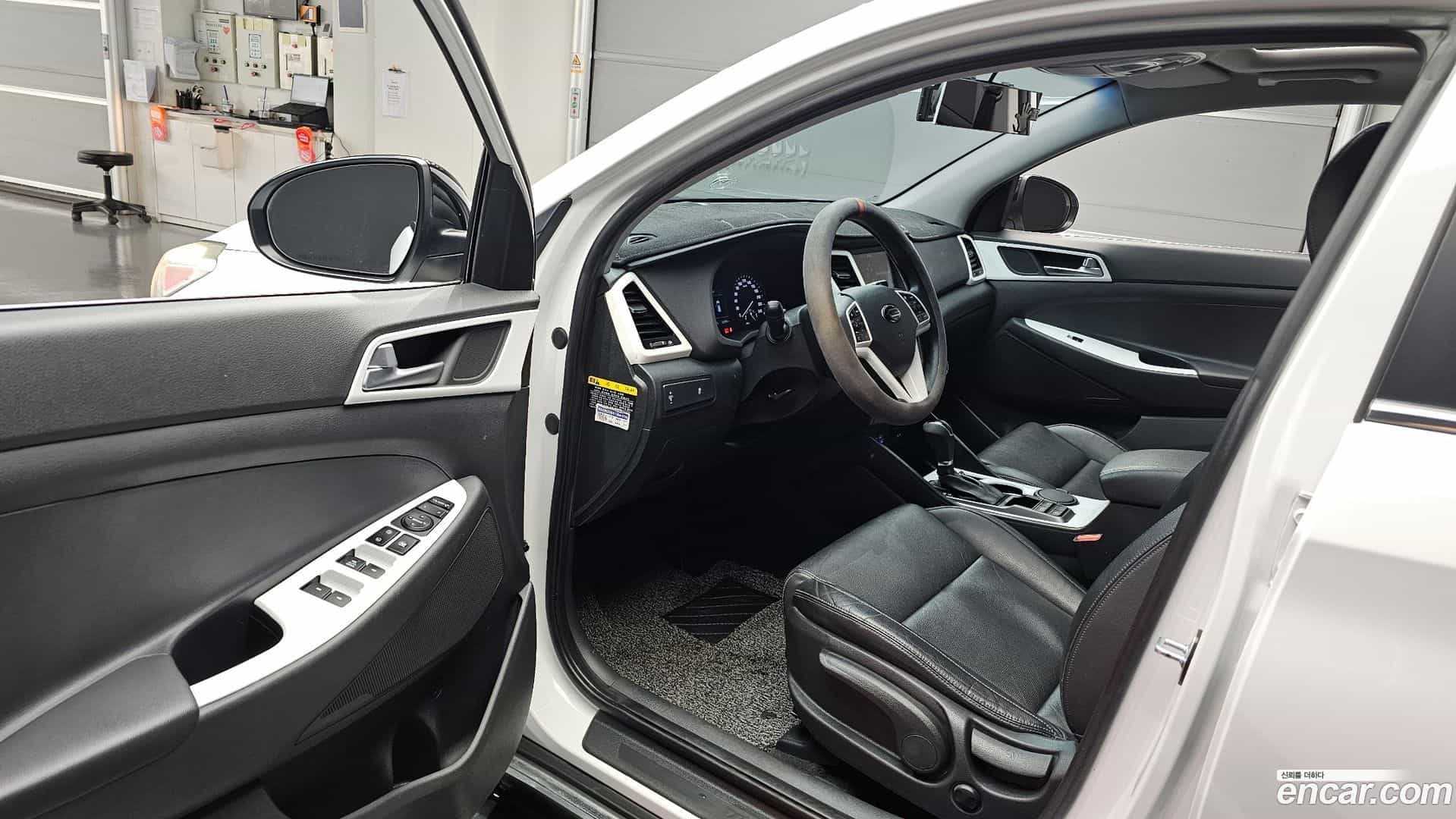 Tucson Hyundai 2015.4-INNER-010