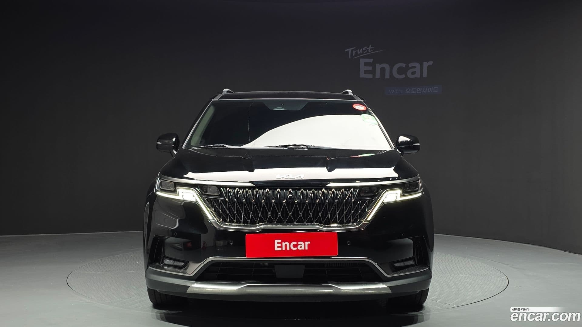 Main__Slider__Photo:Canival Kia 2022.10-2