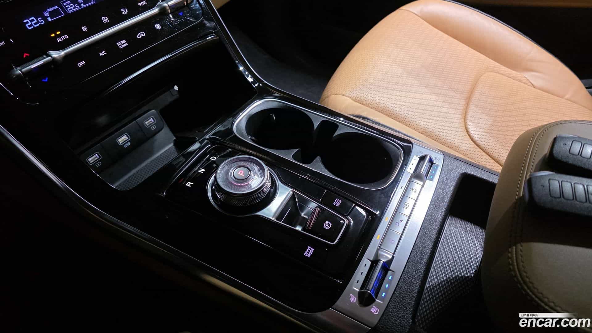 Canival Kia 2022.10-INNER-009