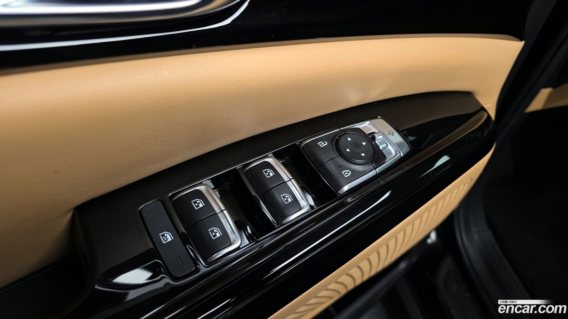 Main__Slider__Photo:Canival Kia 2022.10-13