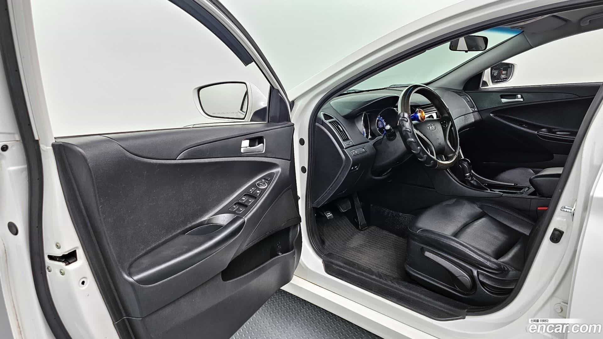 Sonata Hyundai 2013.0-INNER-010