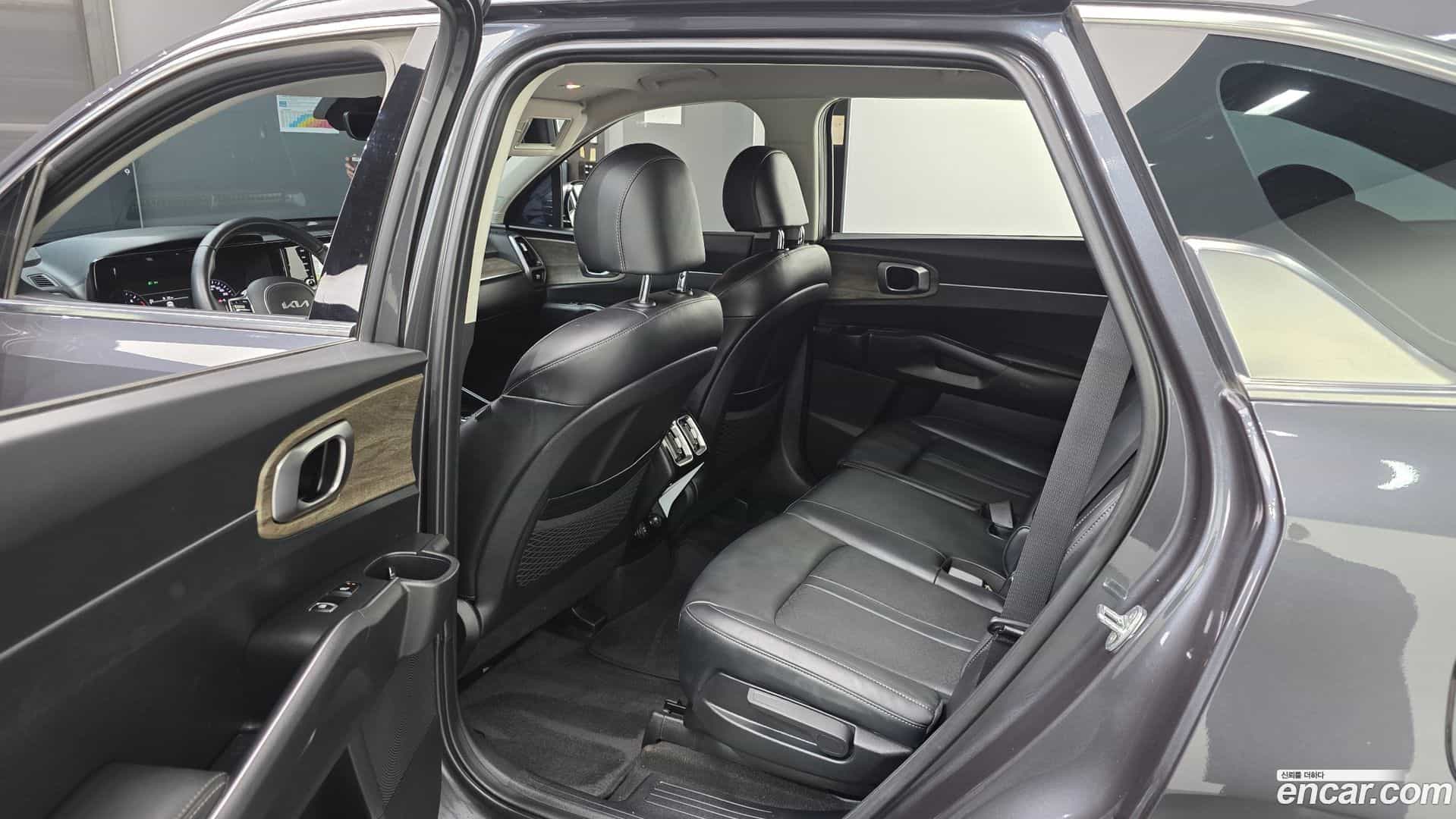 Sorento Kia 2022.6-OPTION-015