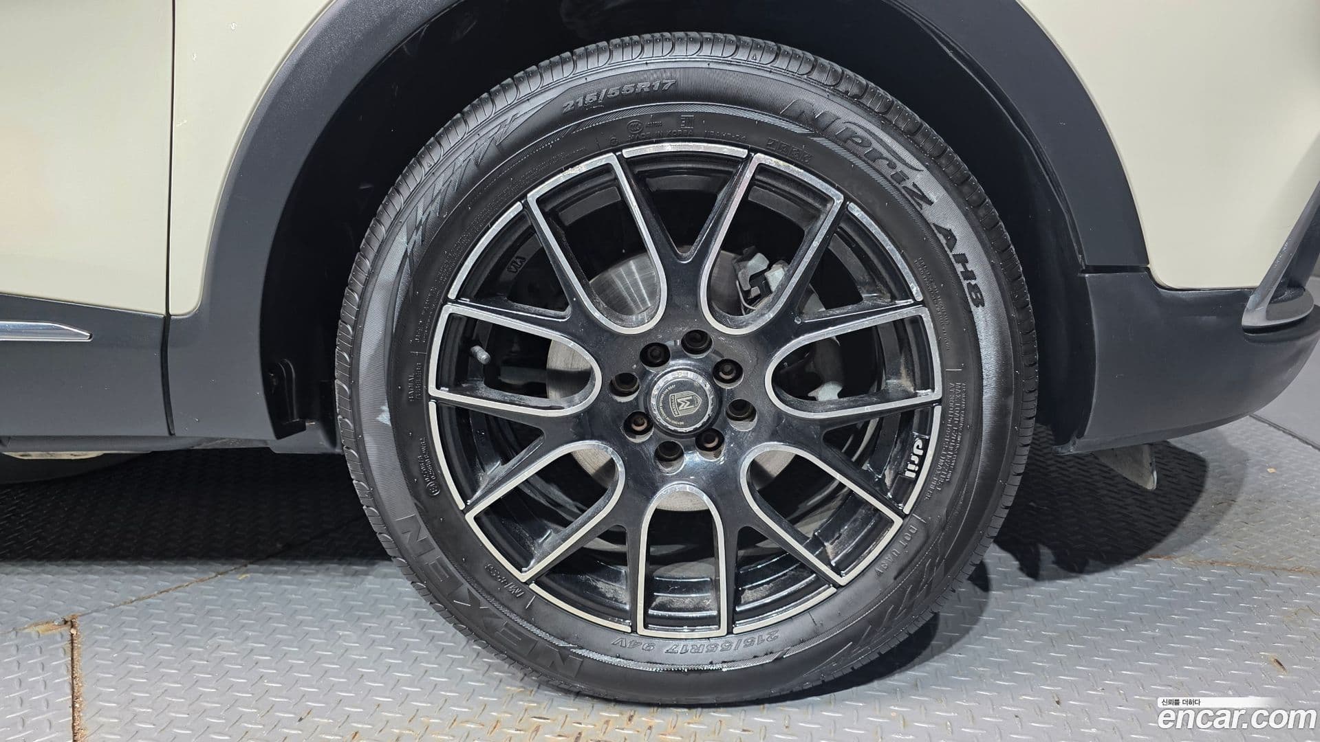 Main__Slider__Photo:QM3 Renault Korea 2015.0-4