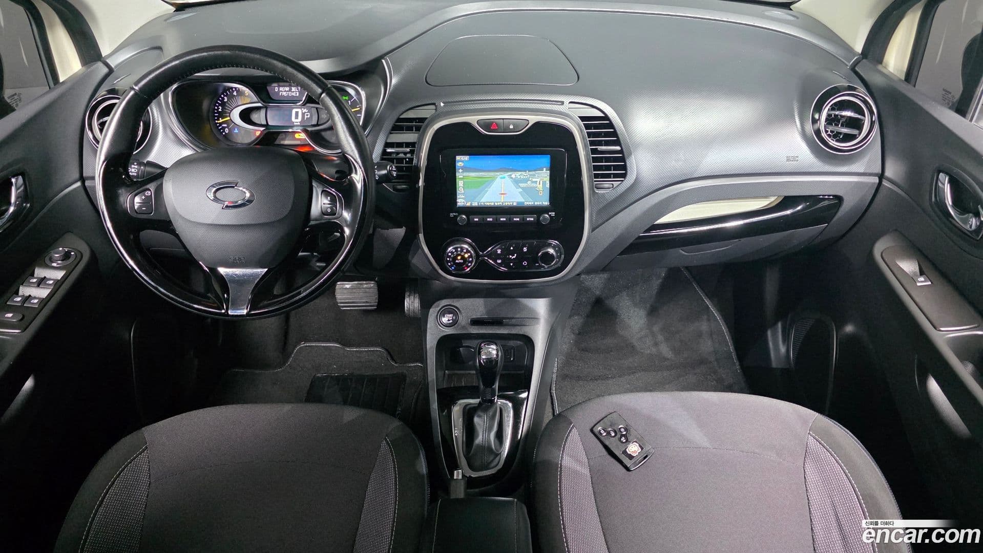 Main__Slider__Photo:QM3 Renault Korea 2015.0-6