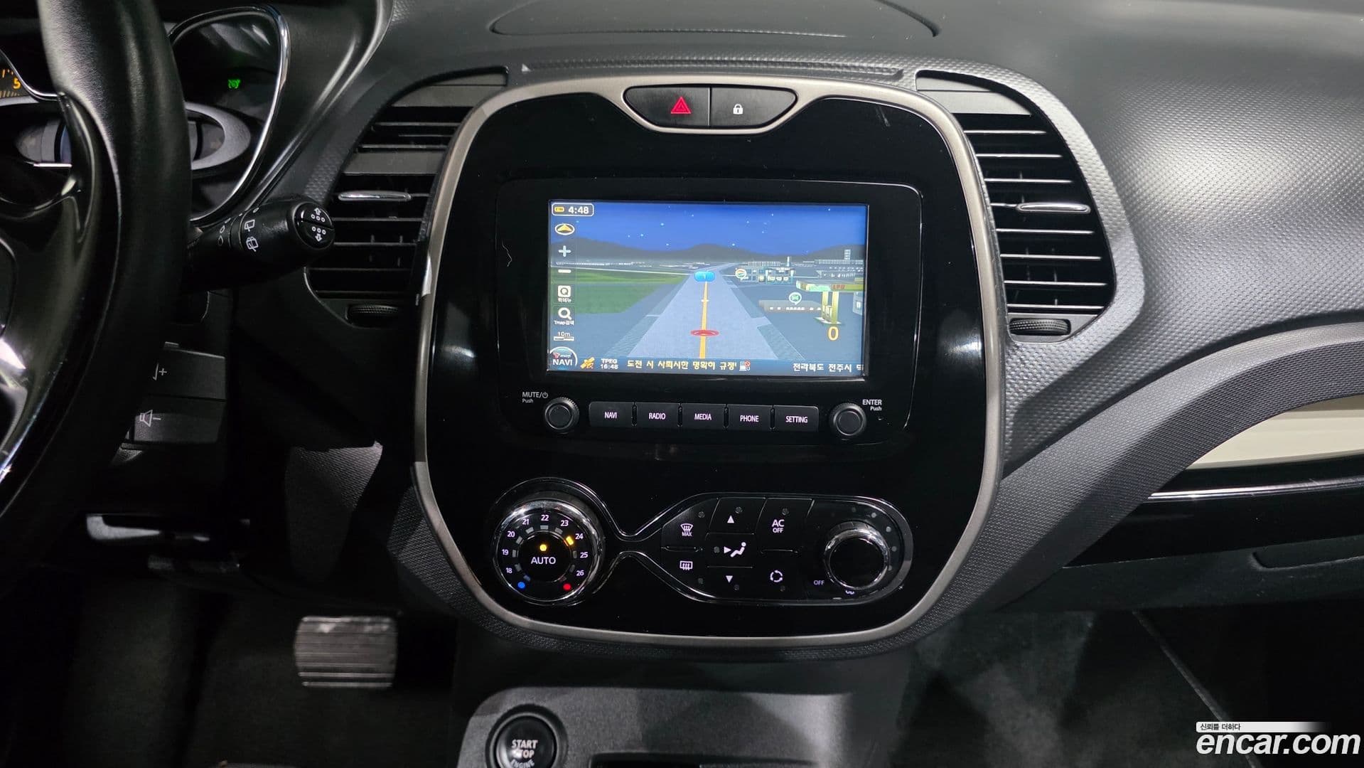 Main__Slider__Photo:QM3 Renault Korea 2015.0-14