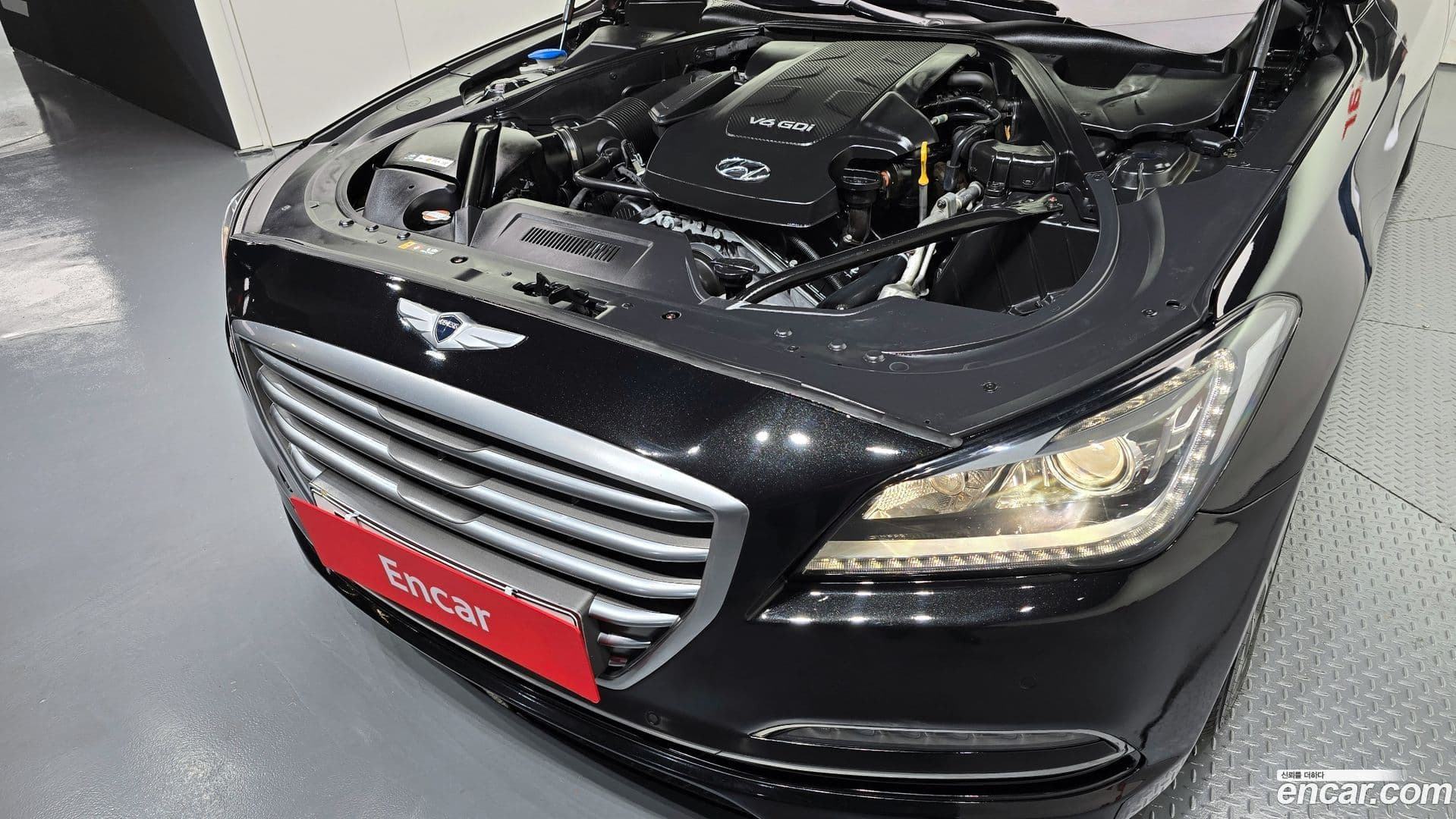 Main__Slider__Photo:Genesis Hyundai 2014.9-5