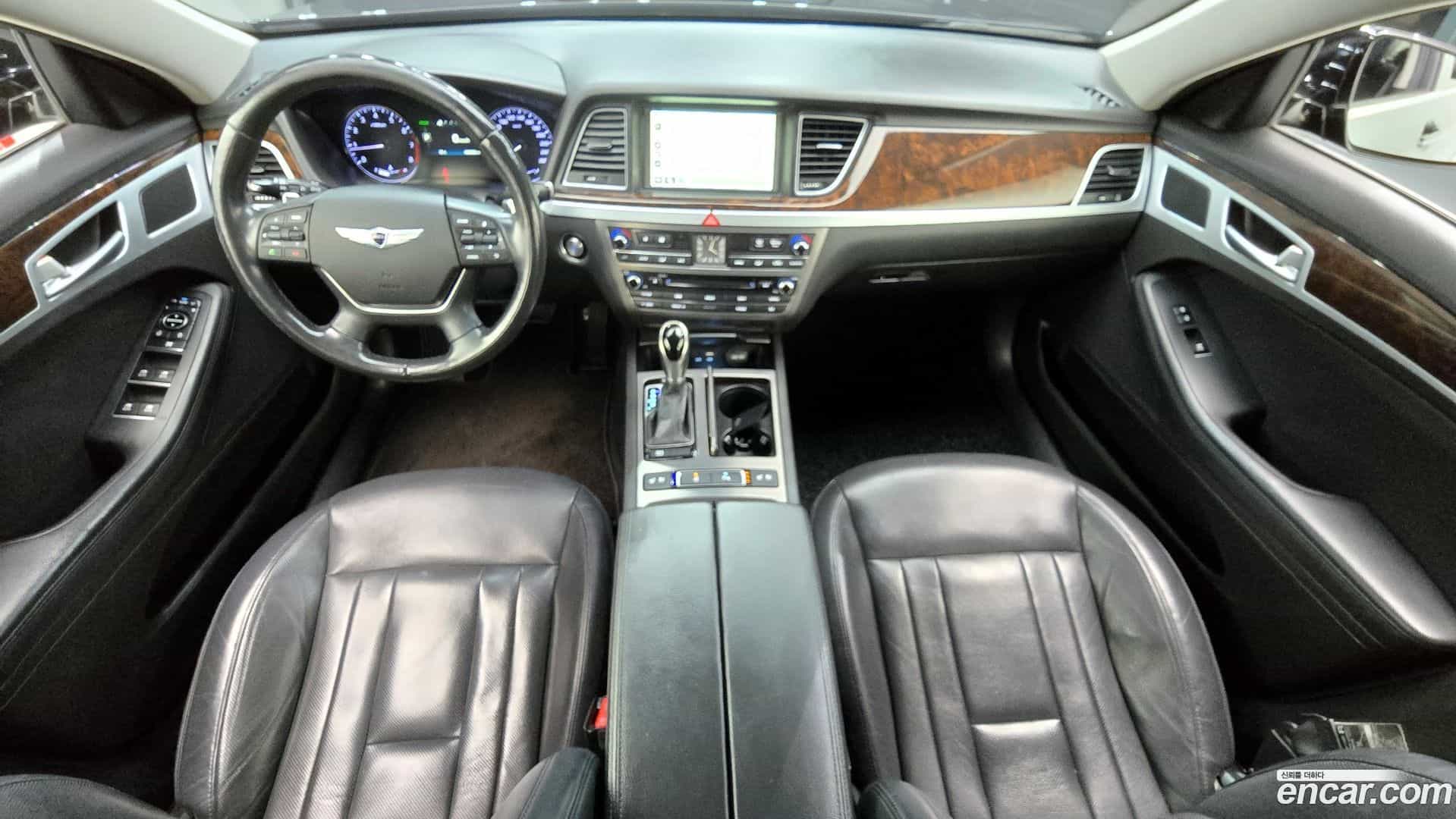 Genesis Hyundai 2014.9-INNER-007