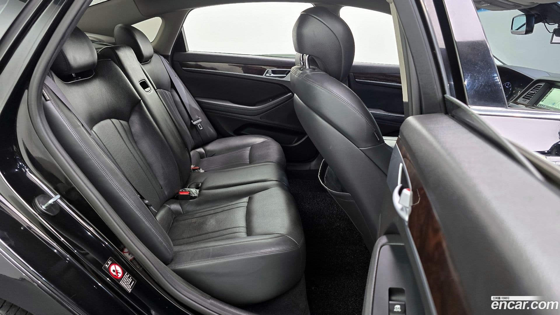 Main__Slider__Photo:Genesis Hyundai 2014.9-11