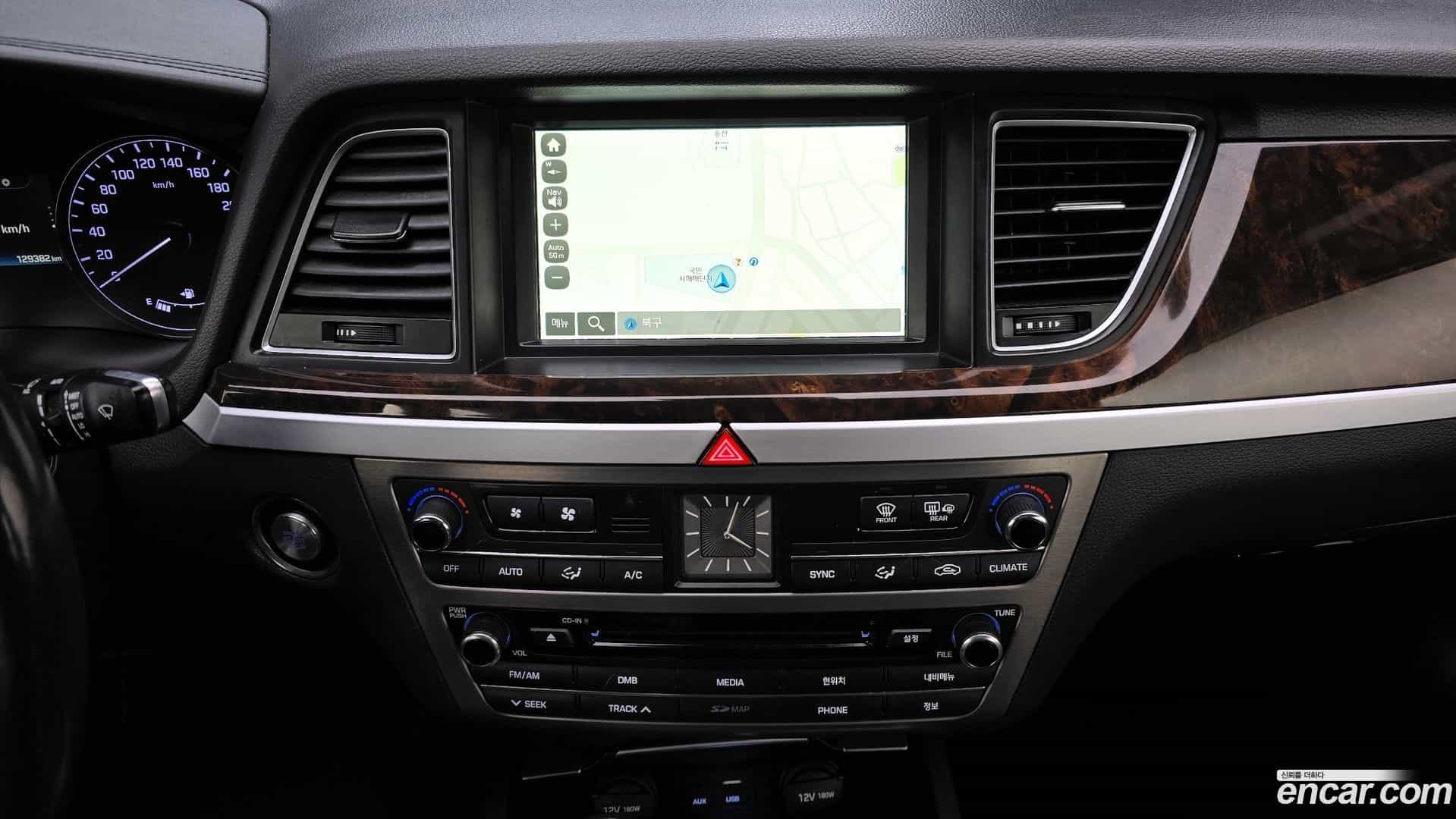 Genesis Hyundai 2014.9-OPTION-018