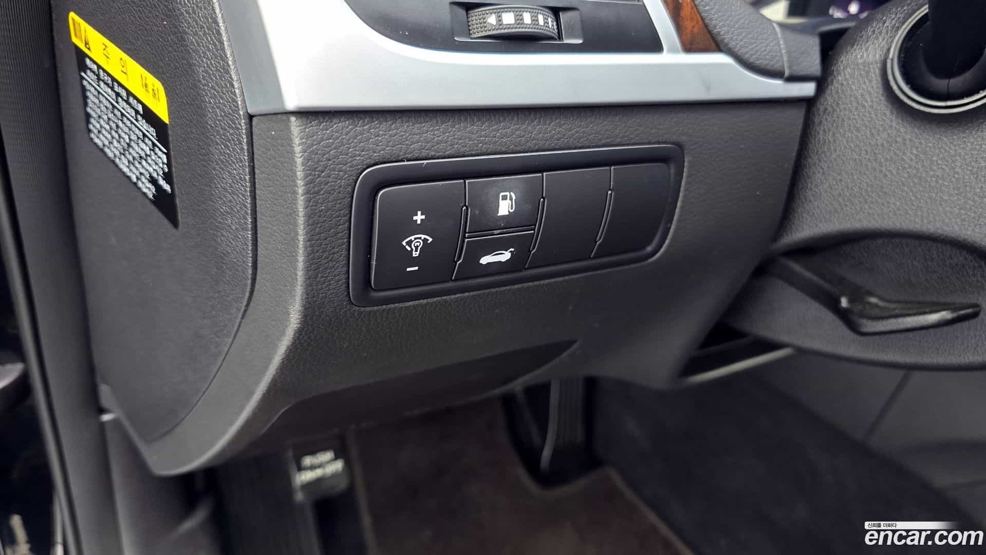 Genesis Hyundai 2014.9-OPTION-021