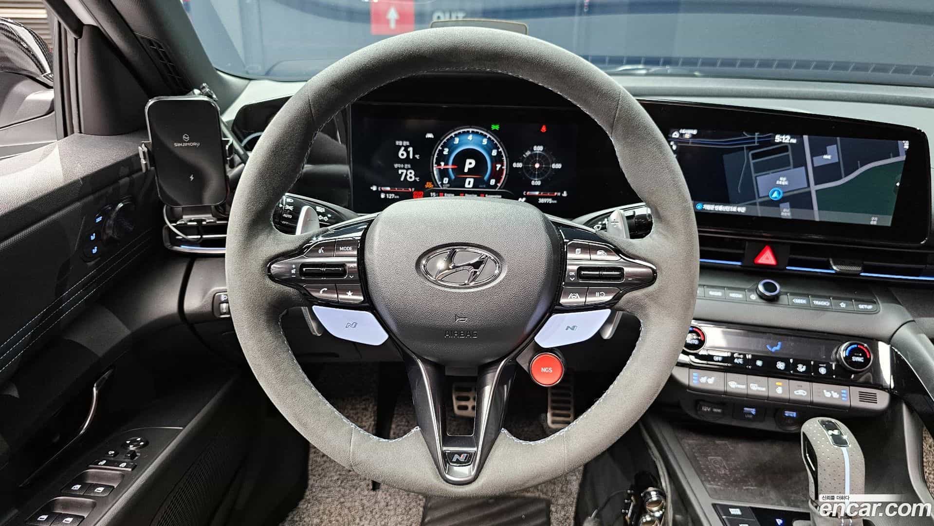 AVANTE Hyundai 2022.5-OPTION-017