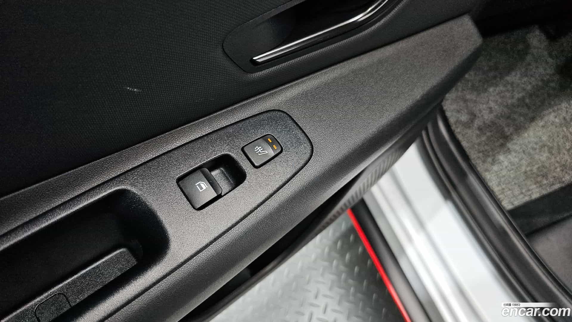 AVANTE Hyundai 2022.5-OPTION-021