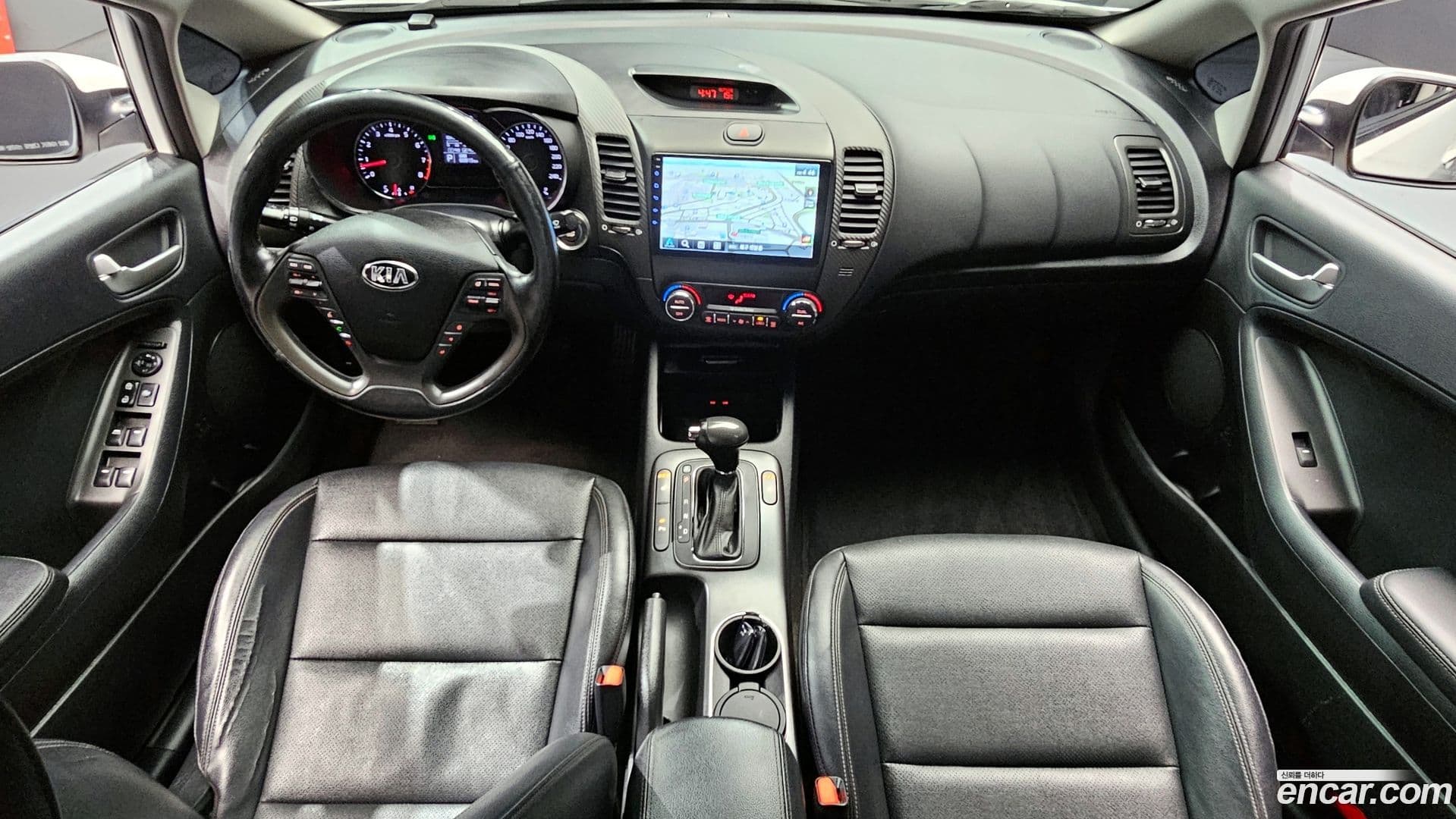 Main__Slider__Photo:K3 Kia 2014.8-6