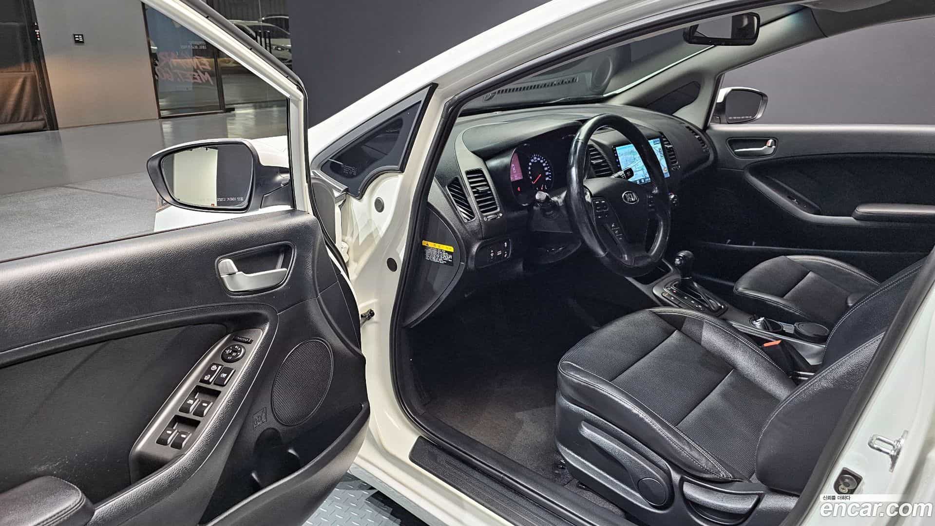 K3 Kia 2014.8-OPTION-015